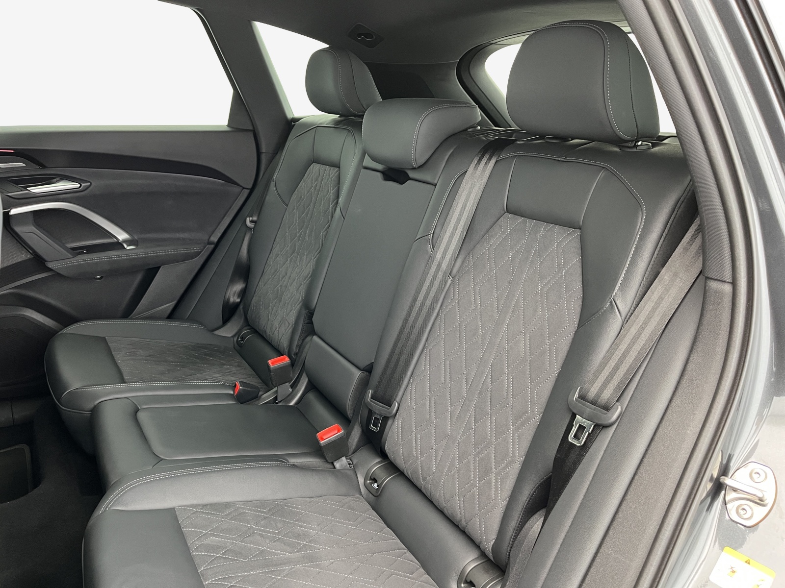AUDI Q5 TFSI quatto 150 kW S-tronic-image-11