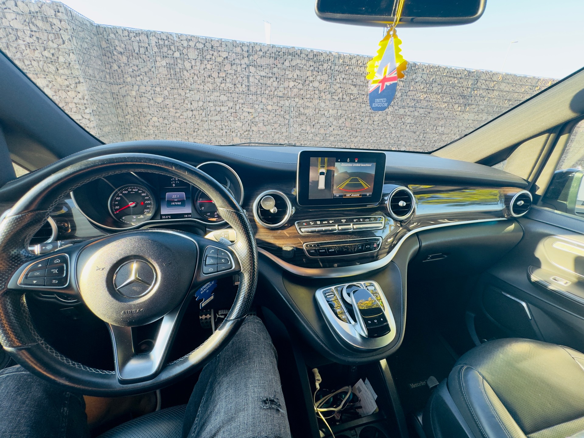 MERCEDES-BENZ V 250 d Swiss Edition lang 4Matic 7G-Tronic-image-8