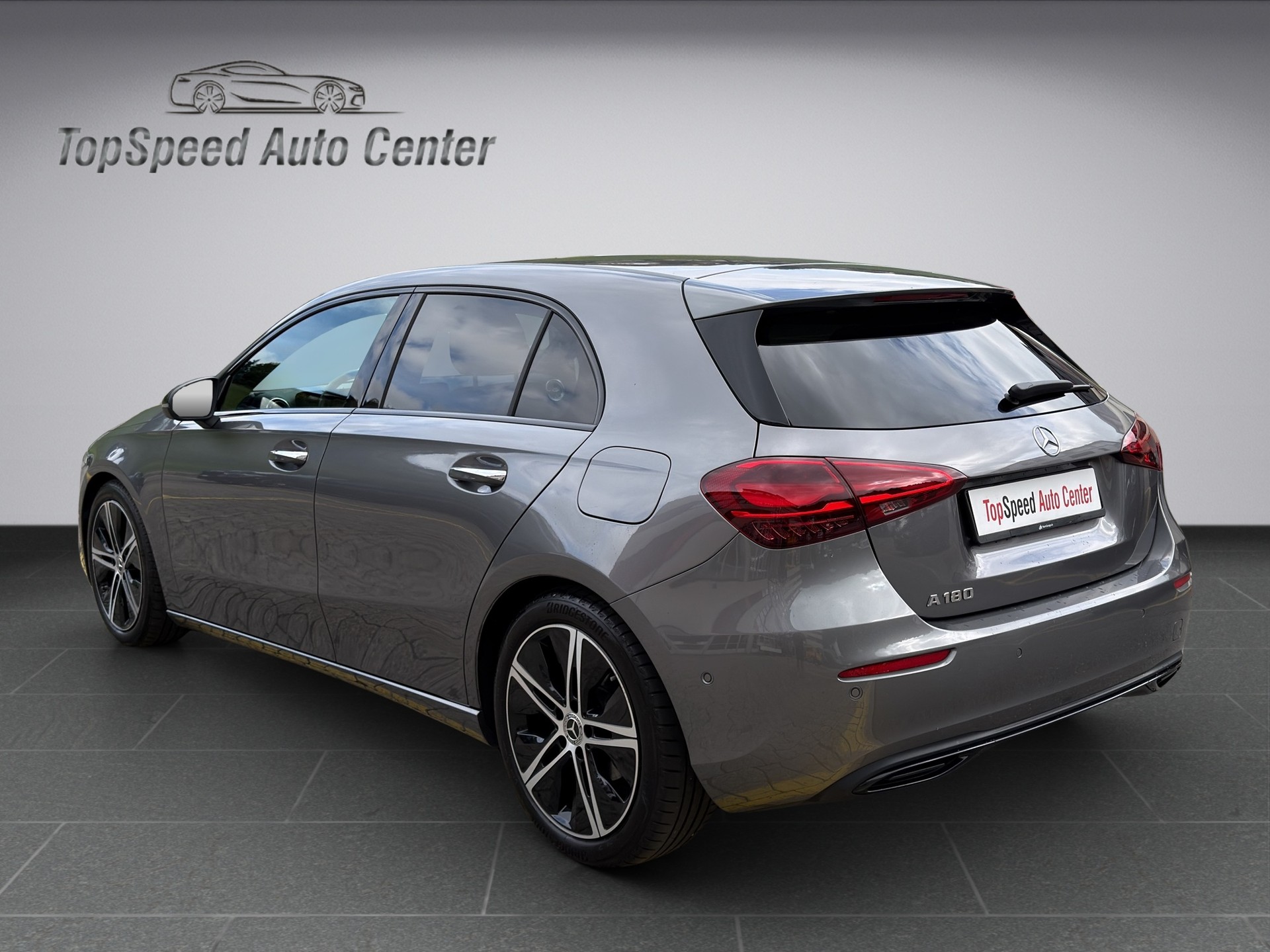 MERCEDES-BENZ A 180 7G-DCT-image-3