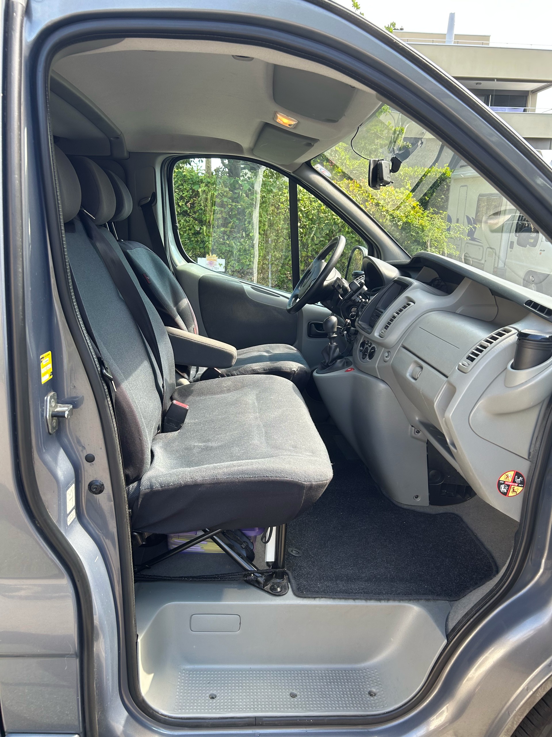 OPEL Vivaro 2.0 CDTI 114 Tour-image-5