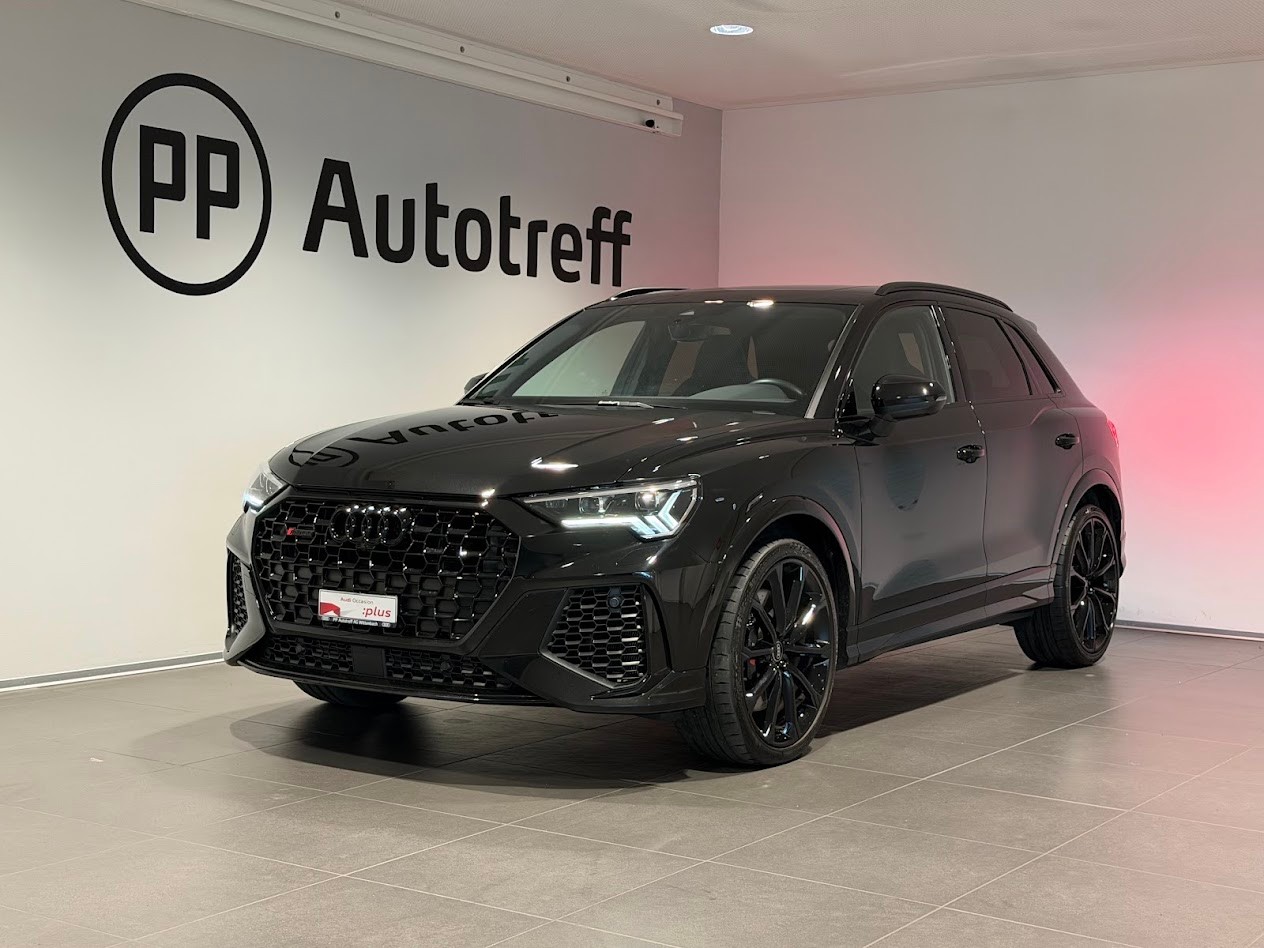 AUDI RS Q3 2.5 TFSI quattro S tronic-image-1