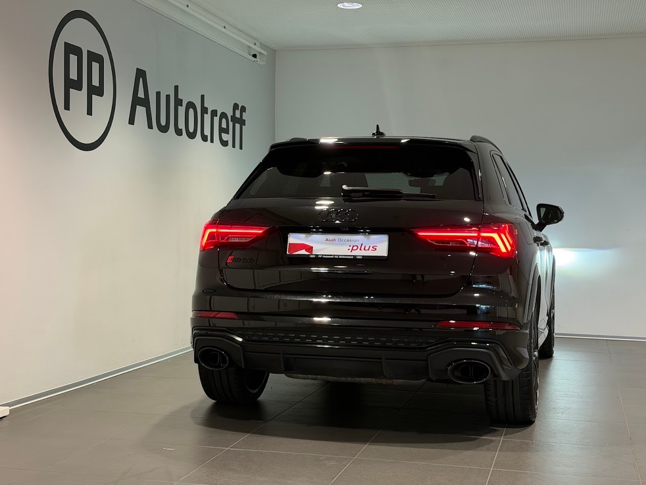 AUDI RS Q3 2.5 TFSI quattro S tronic-image-13