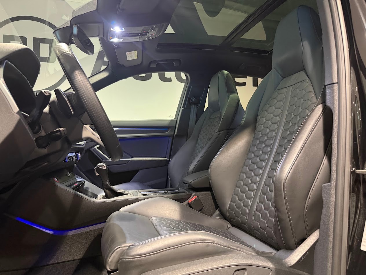 AUDI RS Q3 2.5 TFSI quattro S tronic-image-3