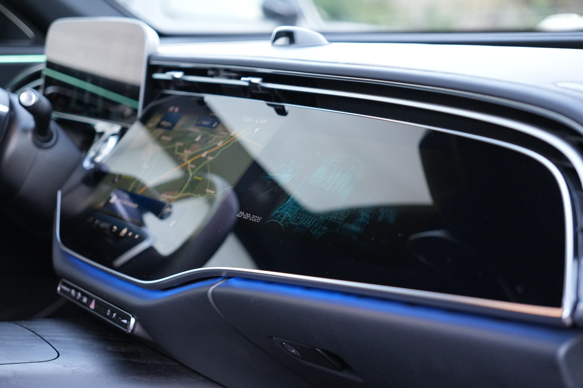 MERCEDES-BENZ E 400 e 4Matic 9G-Tronic (CH)-image-15