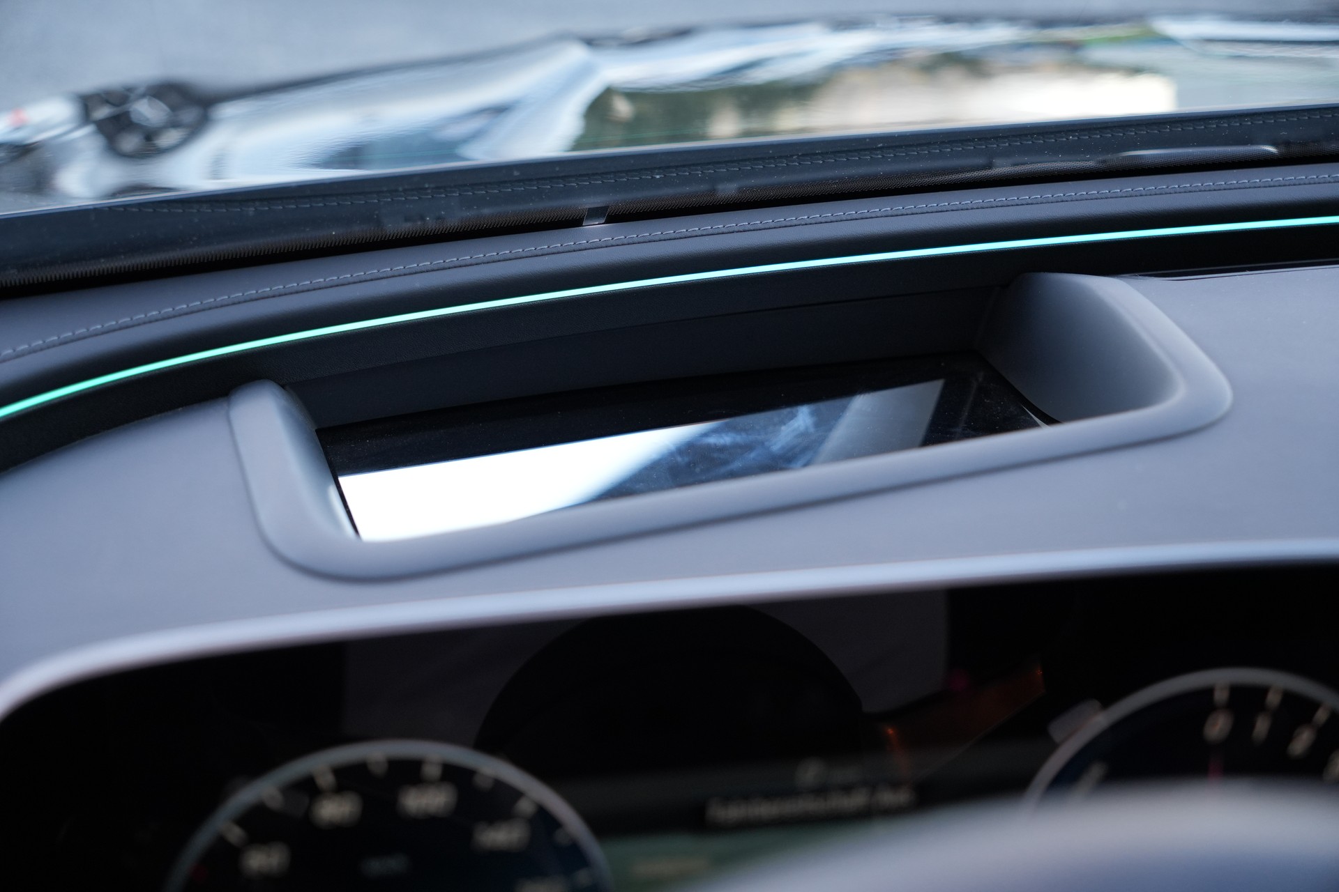 MERCEDES-BENZ E 400 e 4Matic 9G-Tronic (CH)-image-21