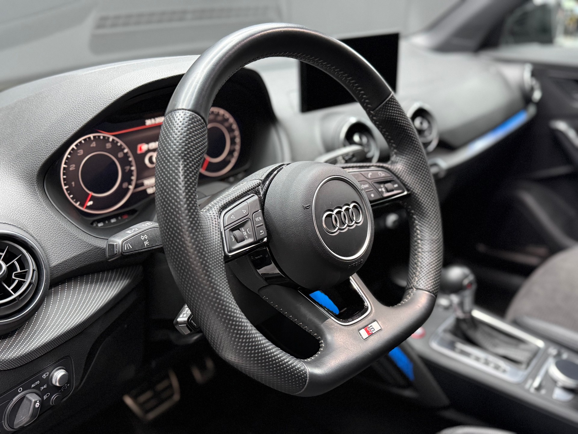 AUDI SQ2 TFSI quattro S-tronic-image-20
