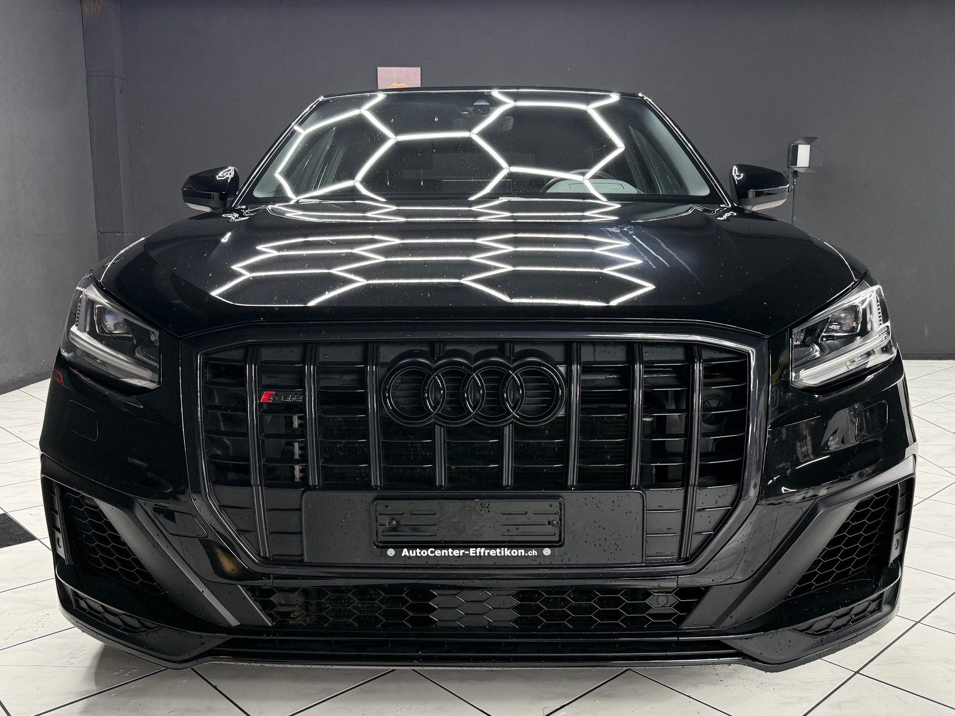 AUDI SQ2 TFSI quattro S-tronic-image-2