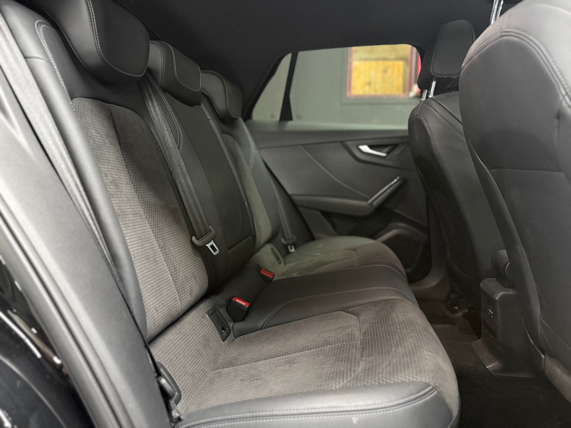 AUDI SQ2 TFSI quattro S-tronic-image-14