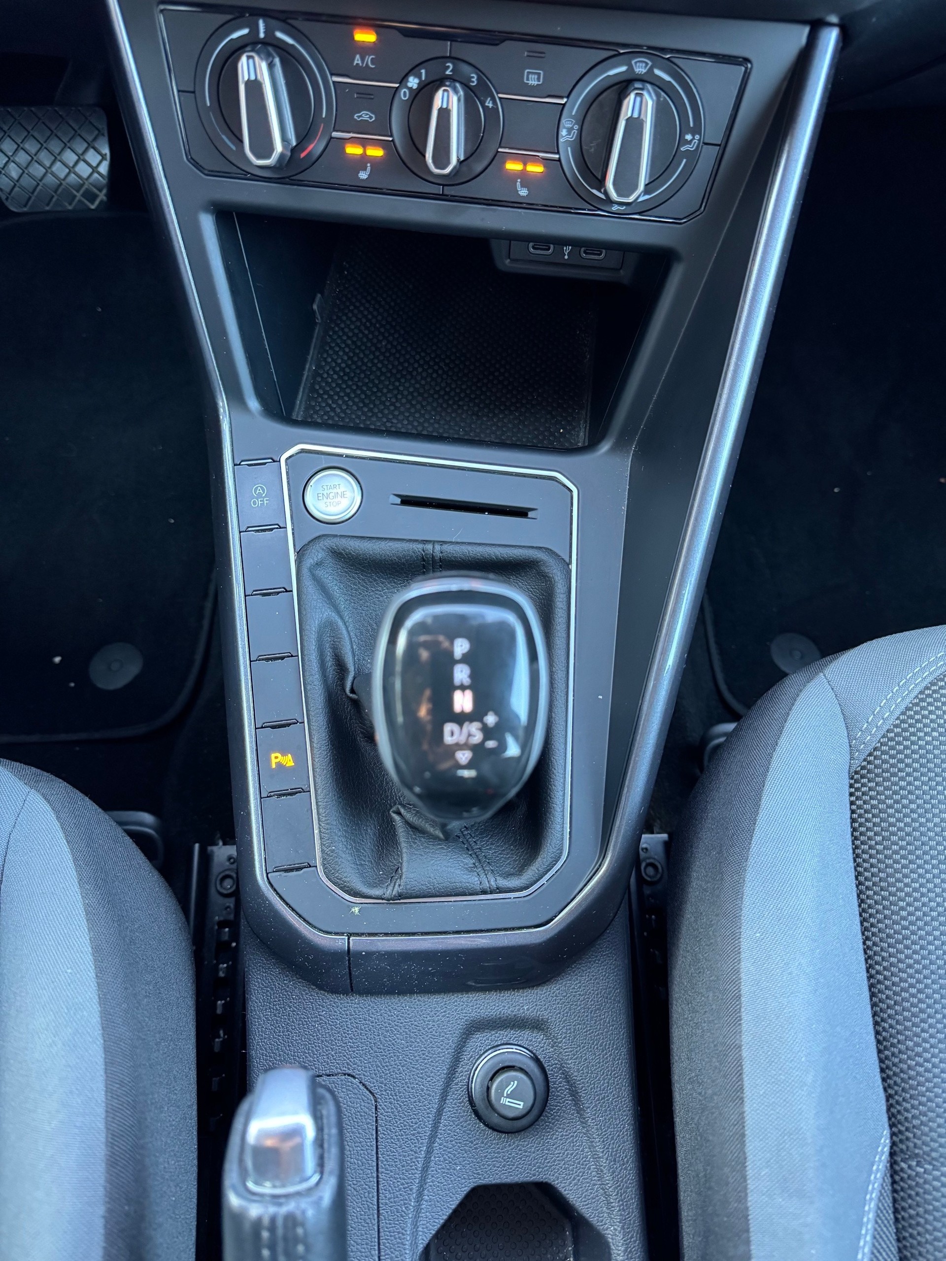 VW Polo 1.0 TSI Life DSG-image-14