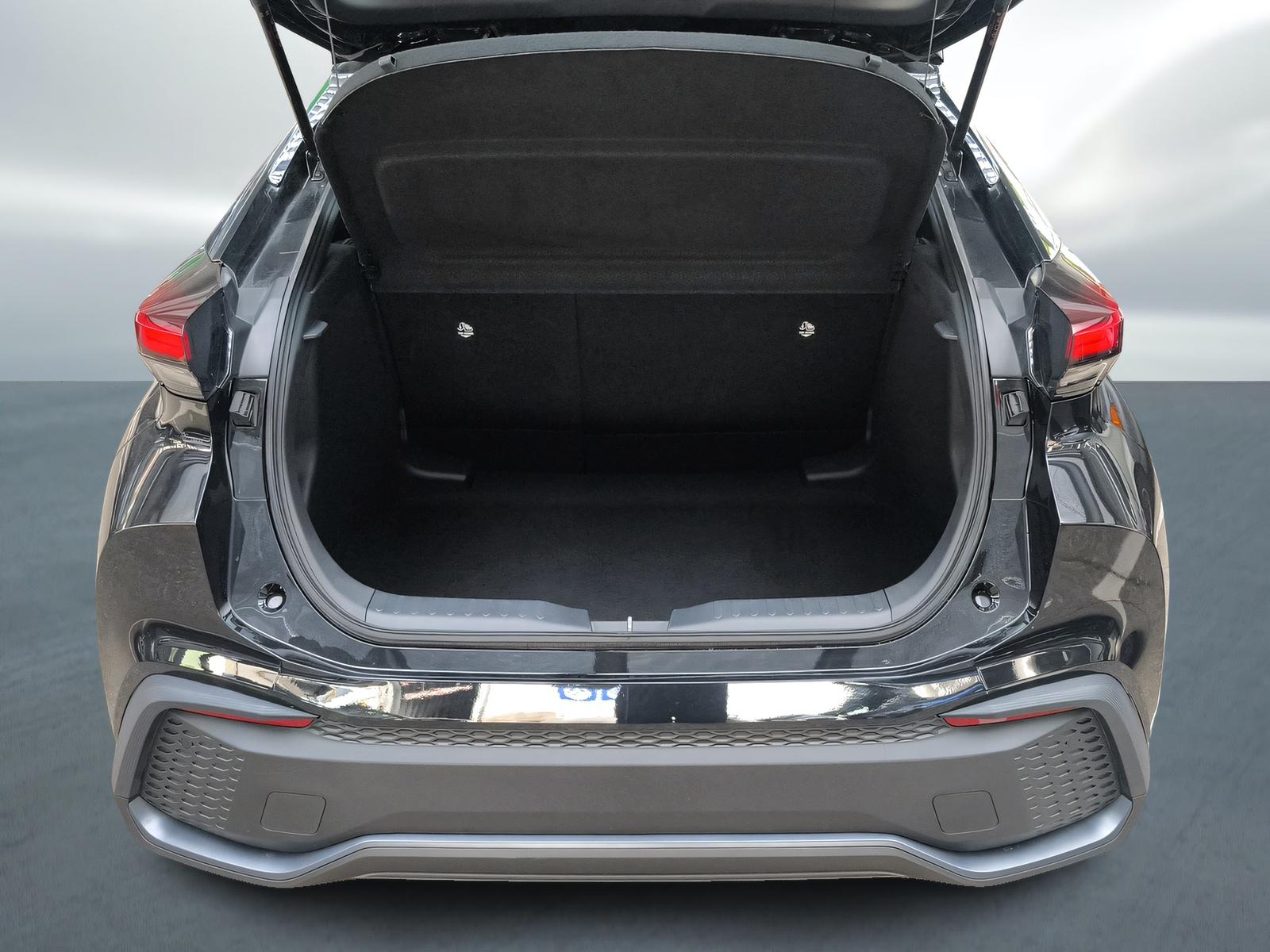 TOYOTA C-HR 1.8 HEV Comfort-image-15