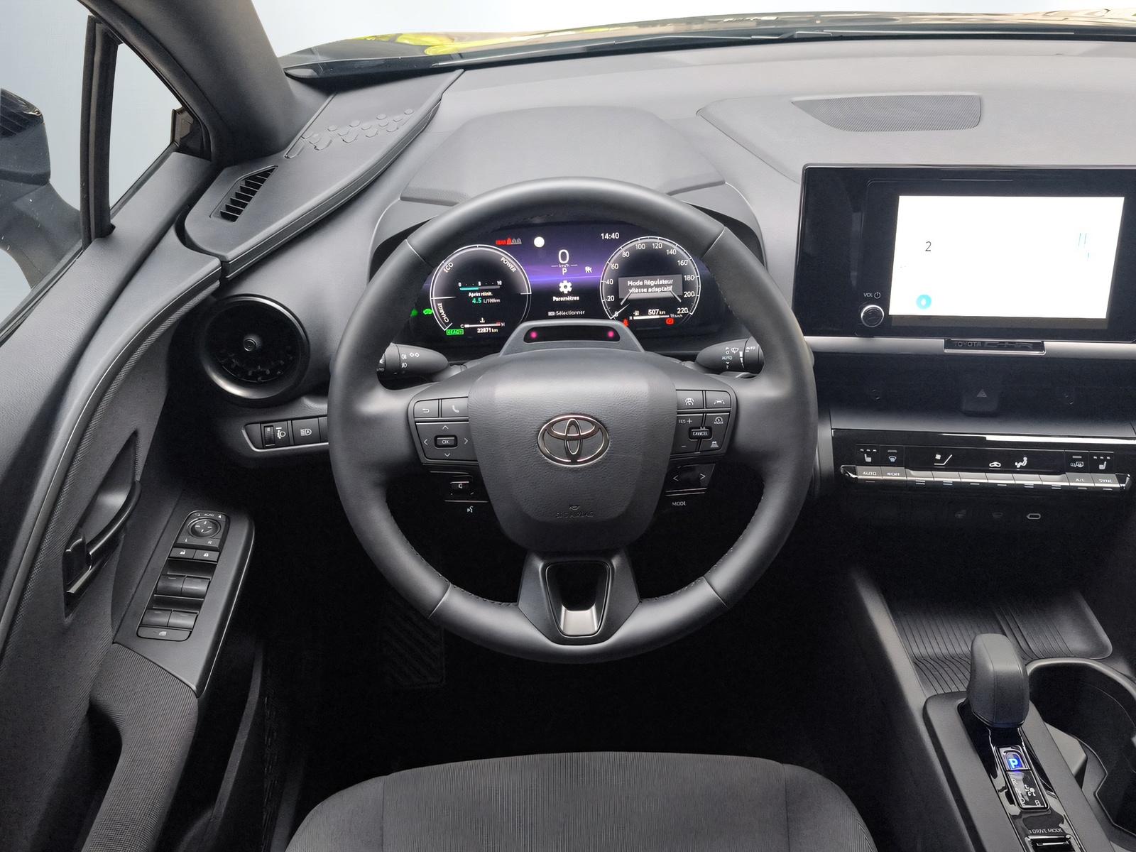 TOYOTA C-HR 1.8 HEV Comfort-image-5