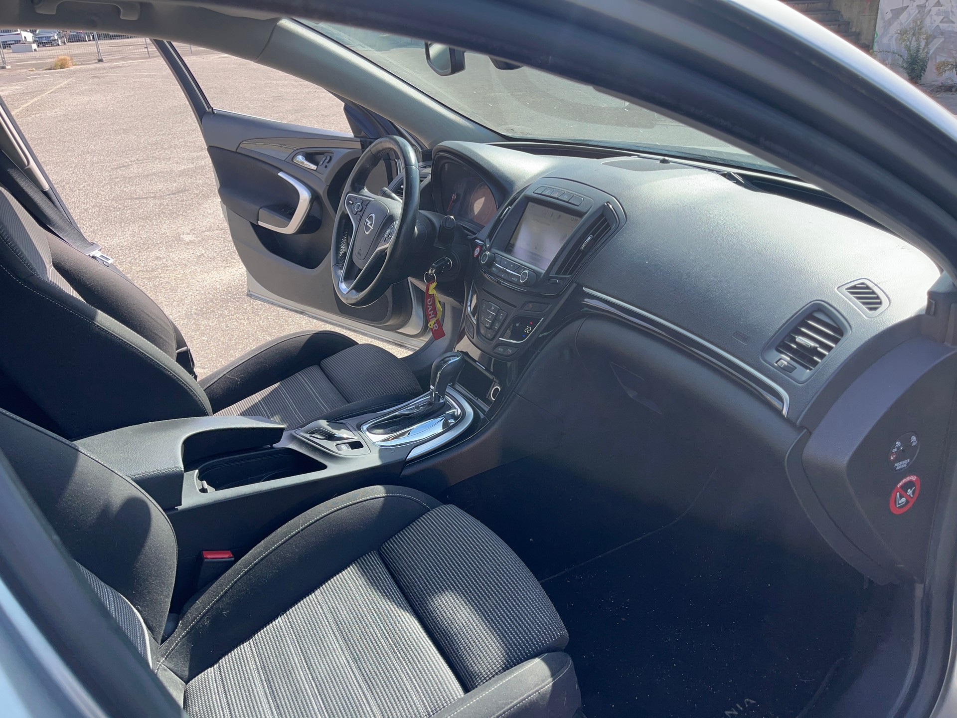 OPEL INSIGNIA-image-4