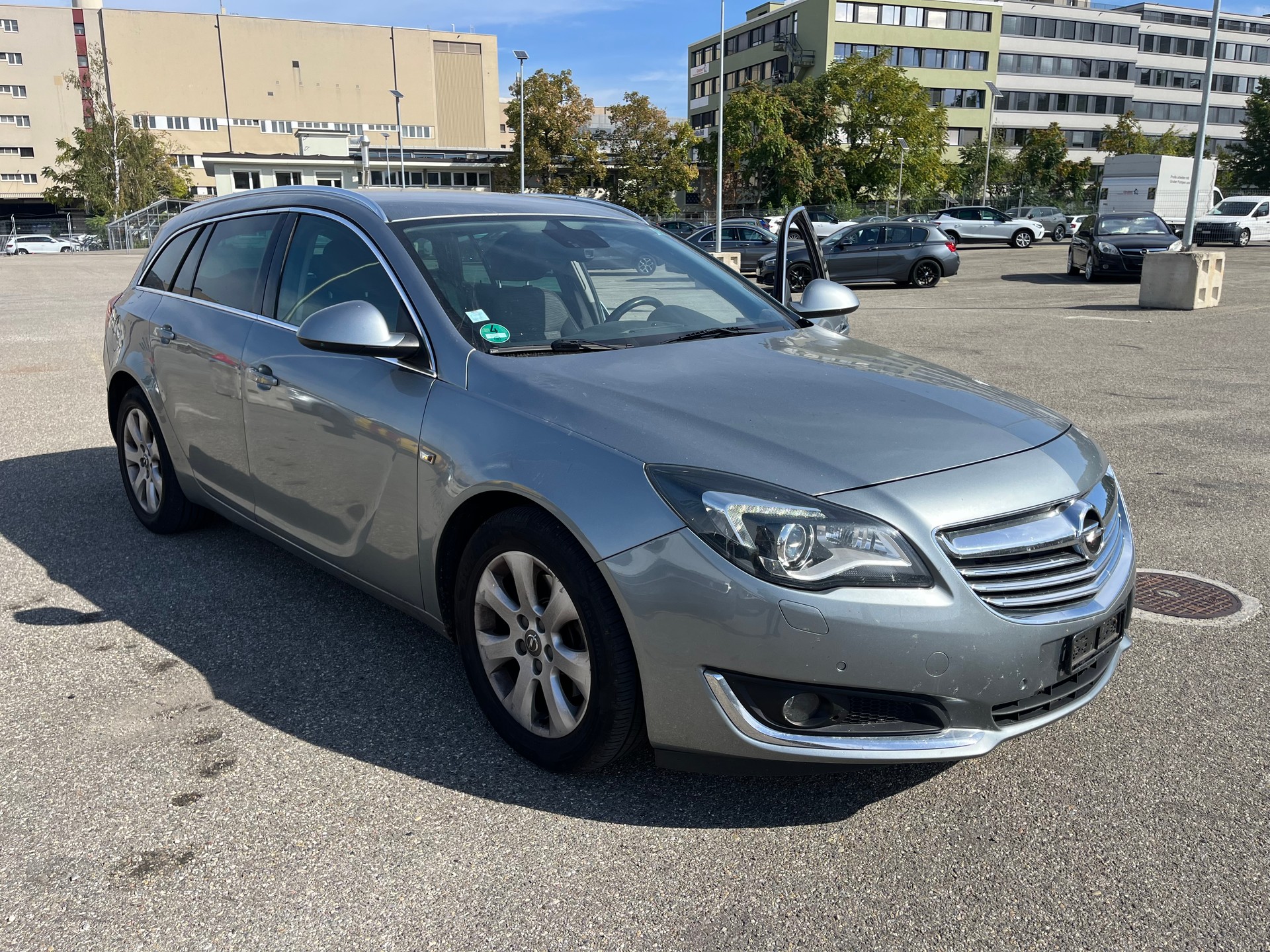 OPEL INSIGNIA-image-1
