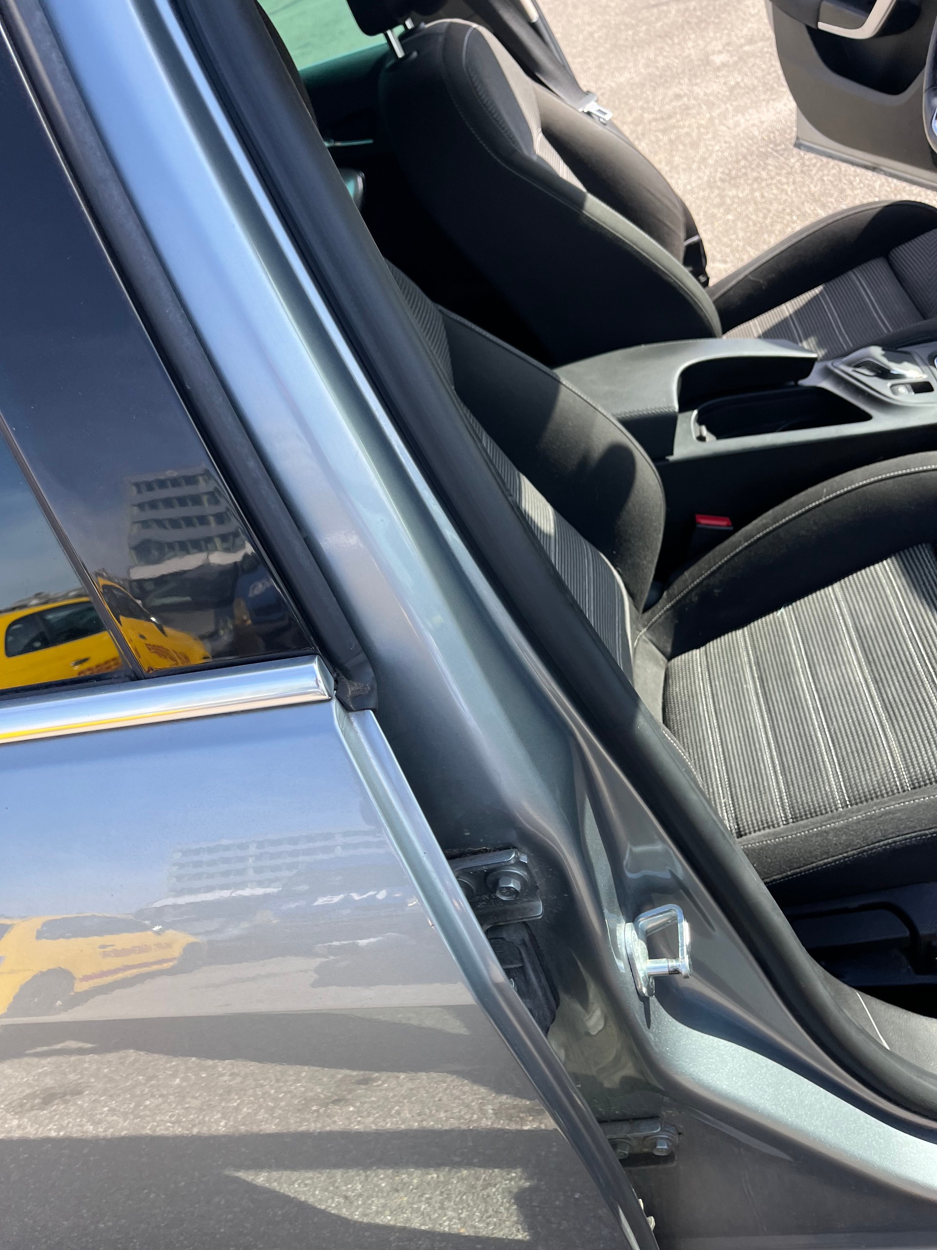OPEL INSIGNIA-image-5