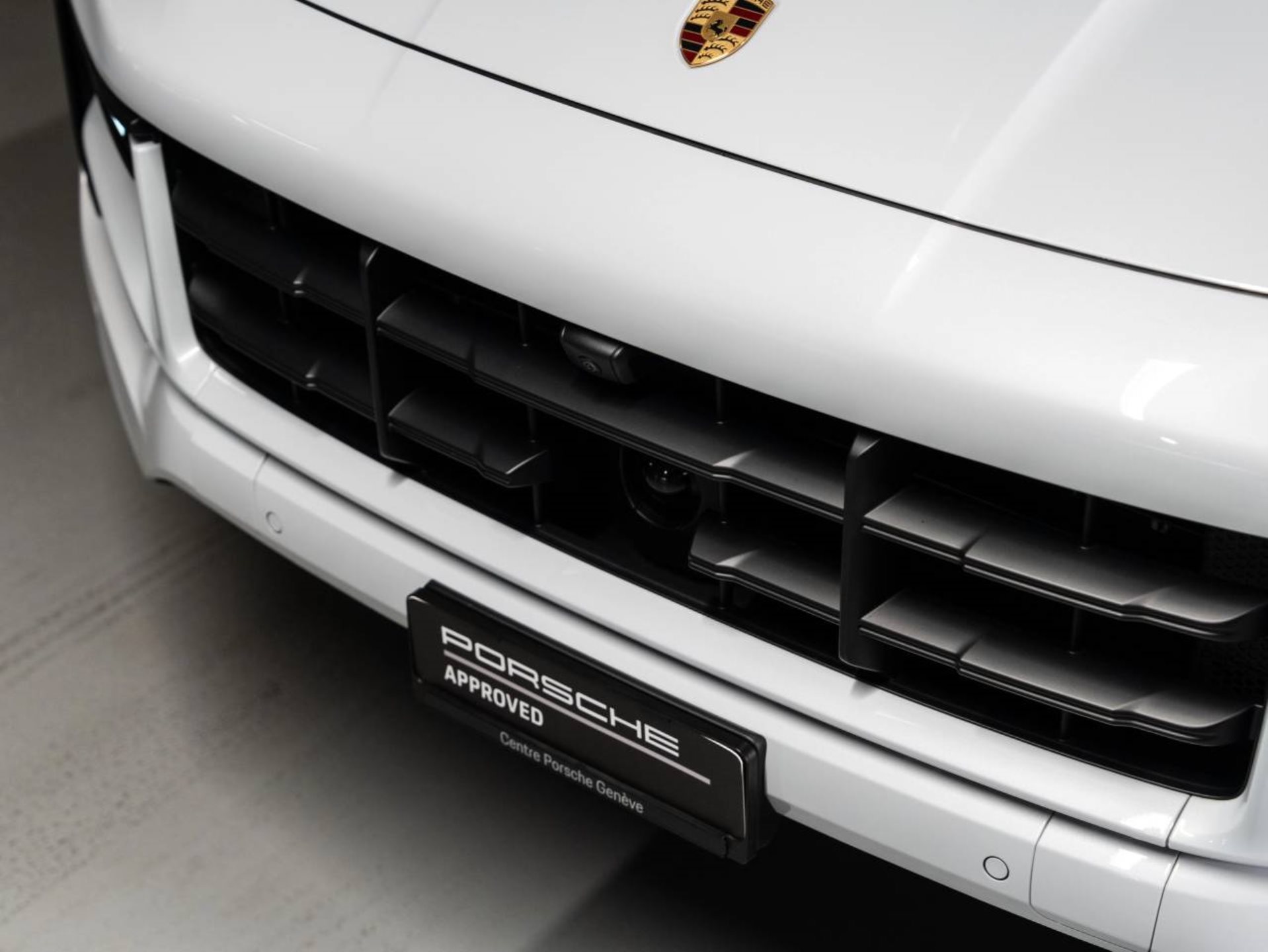 PORSCHE Cayenne Turbo E-Hybrid Coupé avec Paquet-GT-image-24