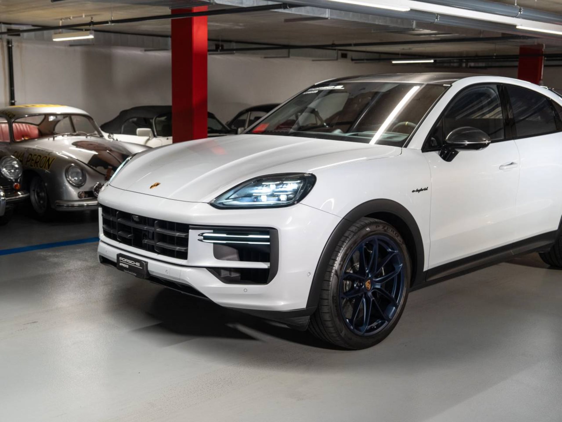 PORSCHE Cayenne Turbo E-Hybrid Coupé avec Paquet-GT-image-22
