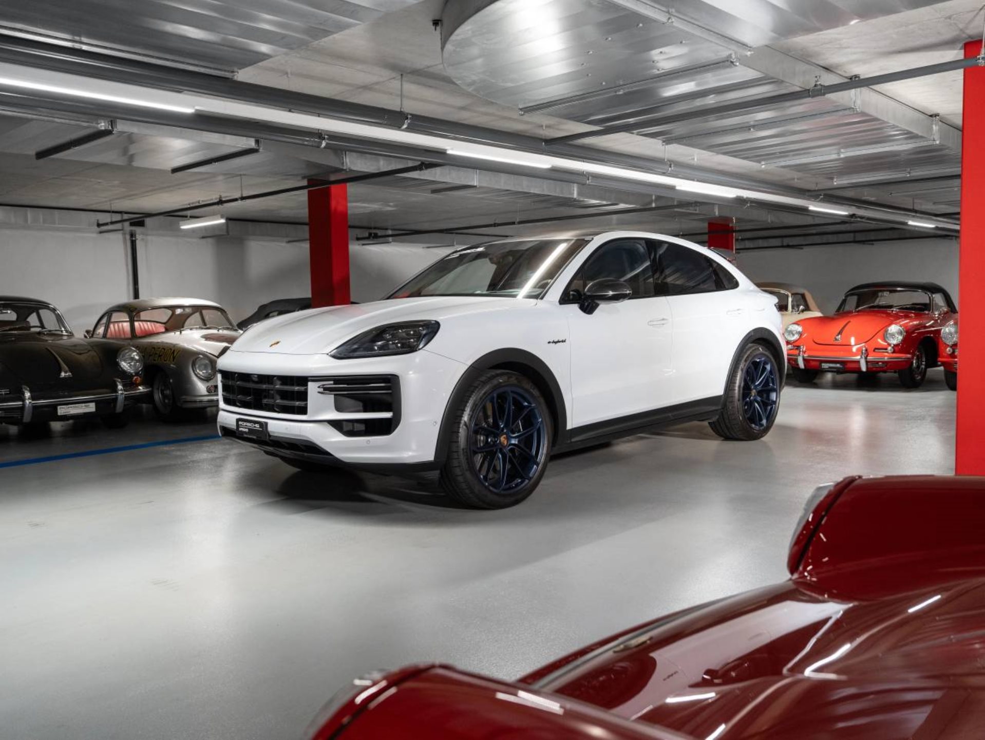 PORSCHE Cayenne Turbo E-Hybrid Coupé avec Paquet-GT-image-0