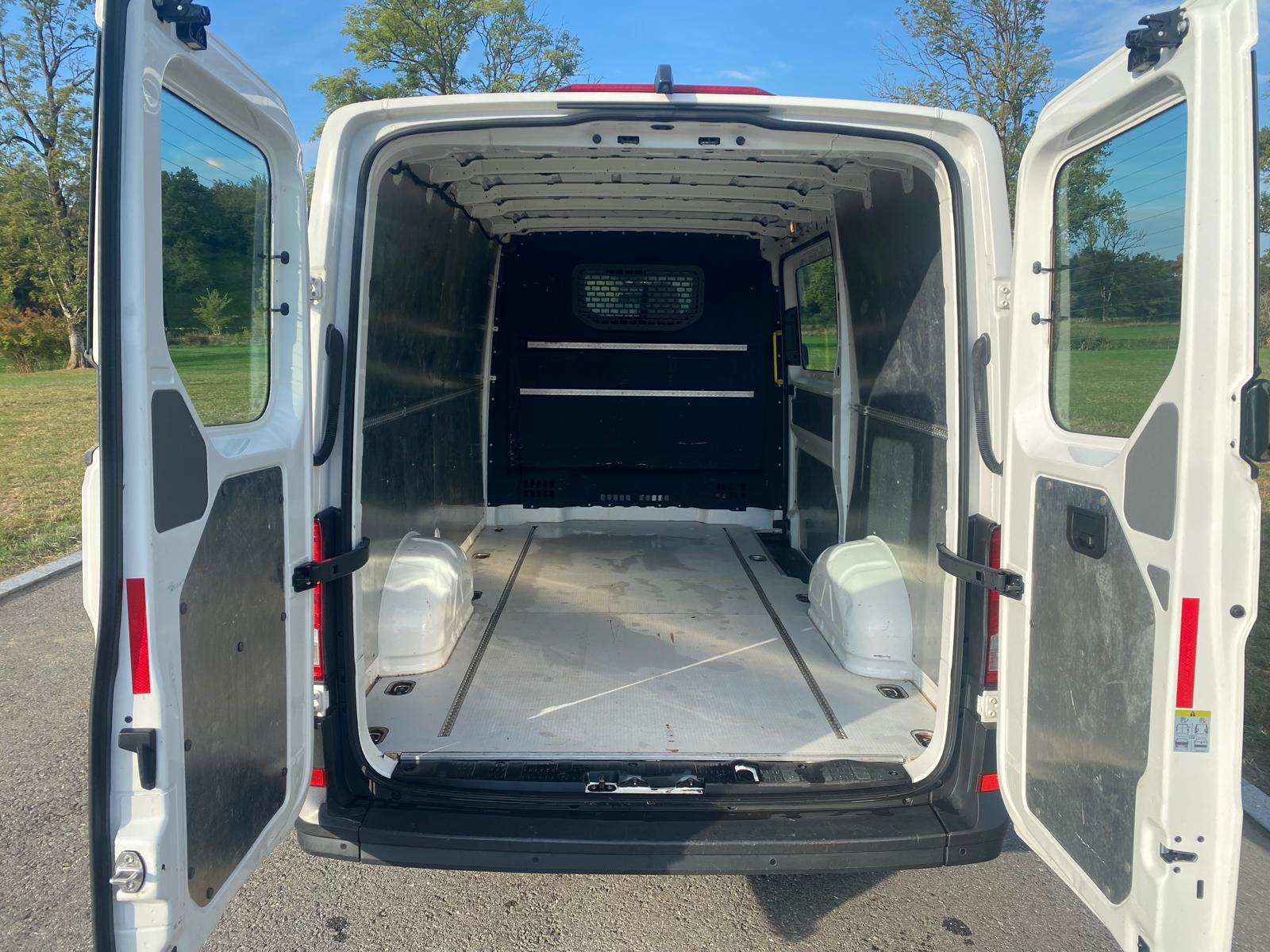 VW Crafter 35 2.0 TDI Entry L3-image-10