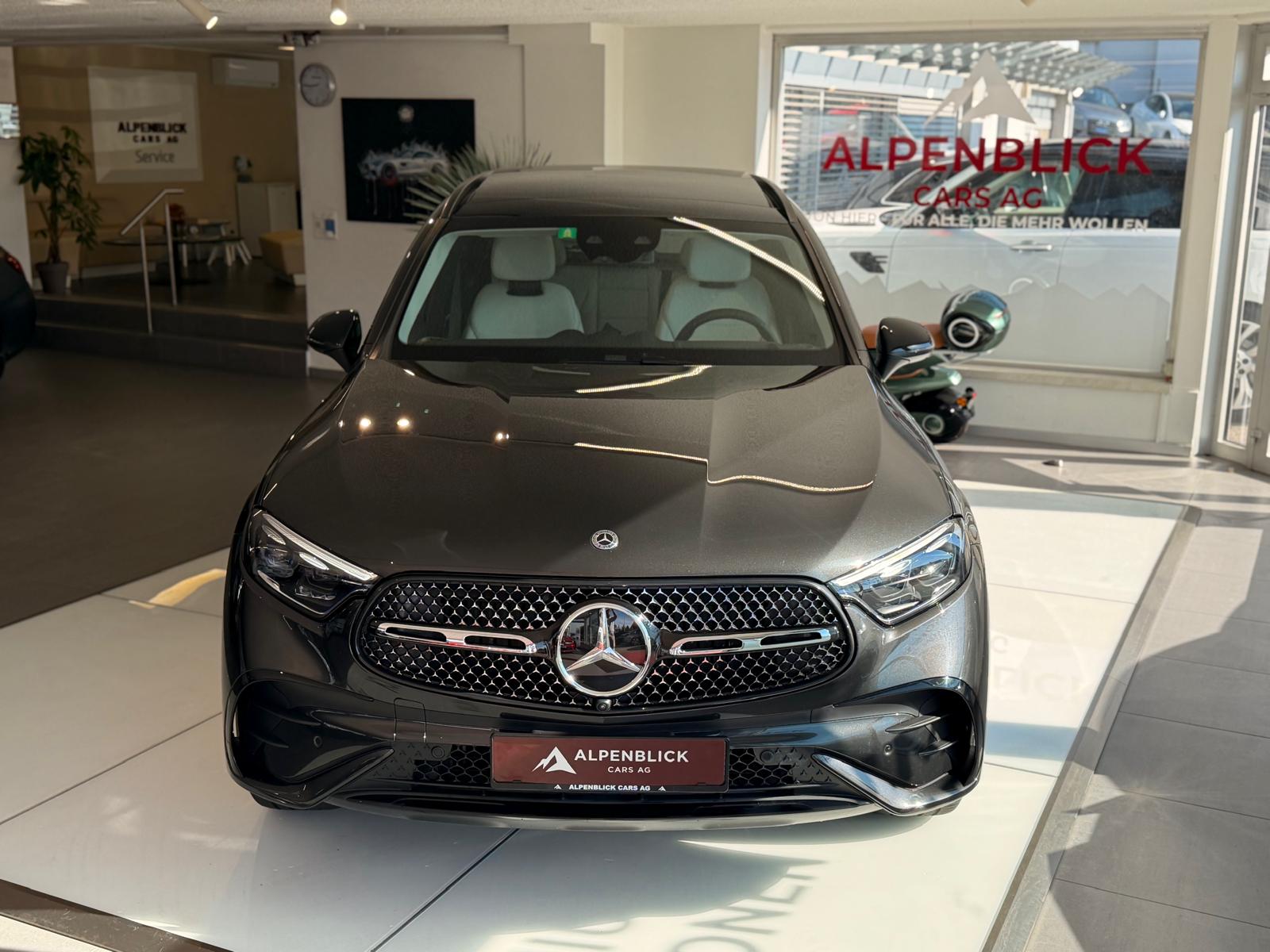 MERCEDES-BENZ GLC 220 d 4Matic 9G-Tronic-image-4