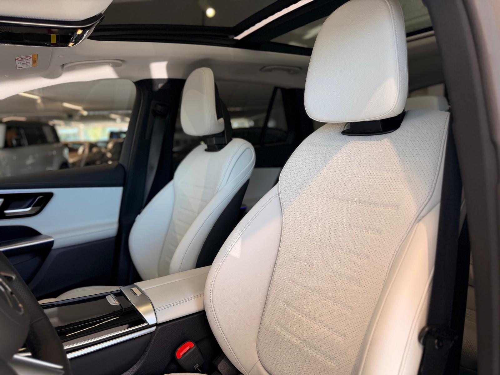 MERCEDES-BENZ GLC 220 d 4Matic 9G-Tronic-image-16
