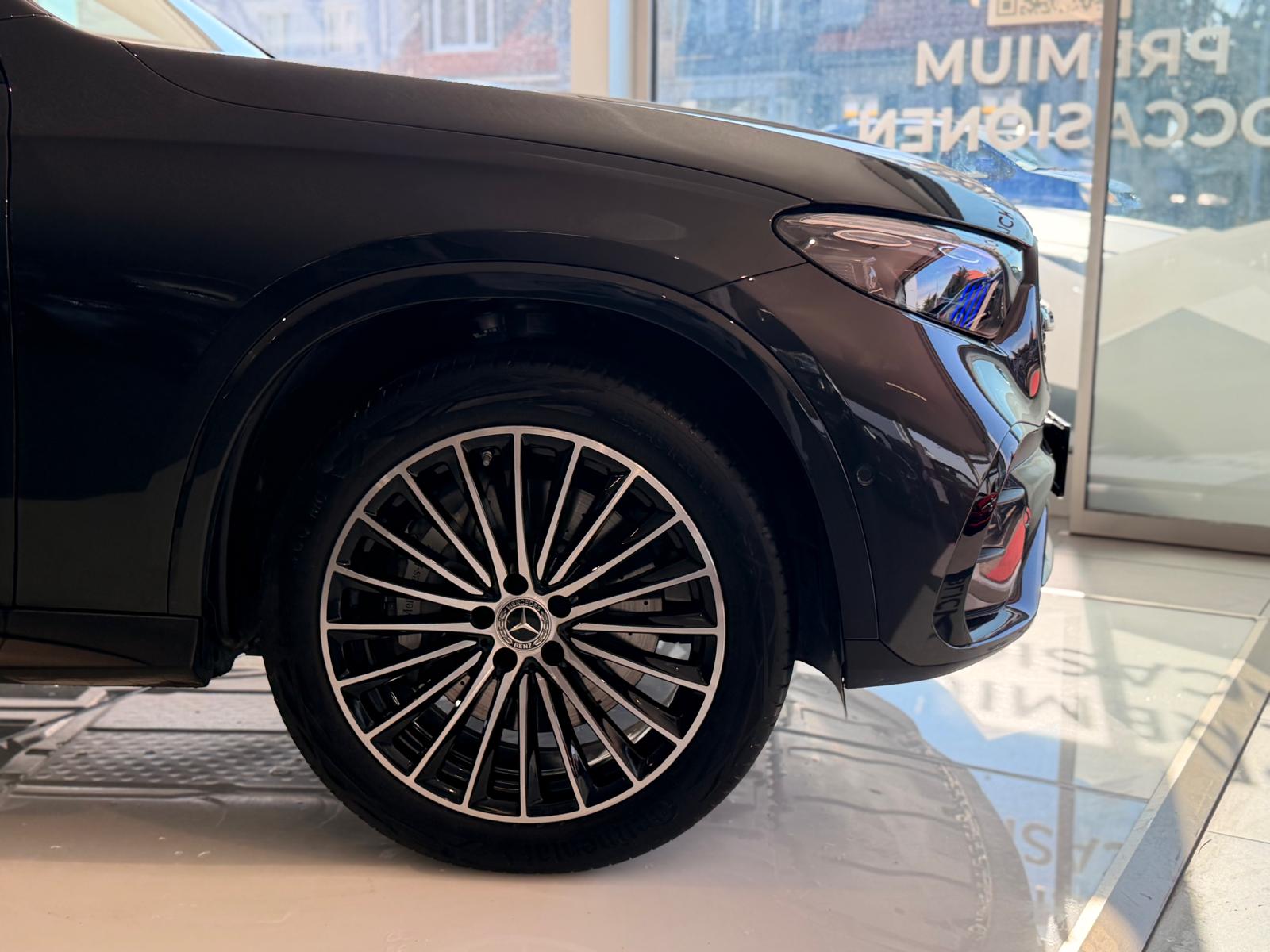 MERCEDES-BENZ GLC 220 d 4Matic 9G-Tronic-image-8