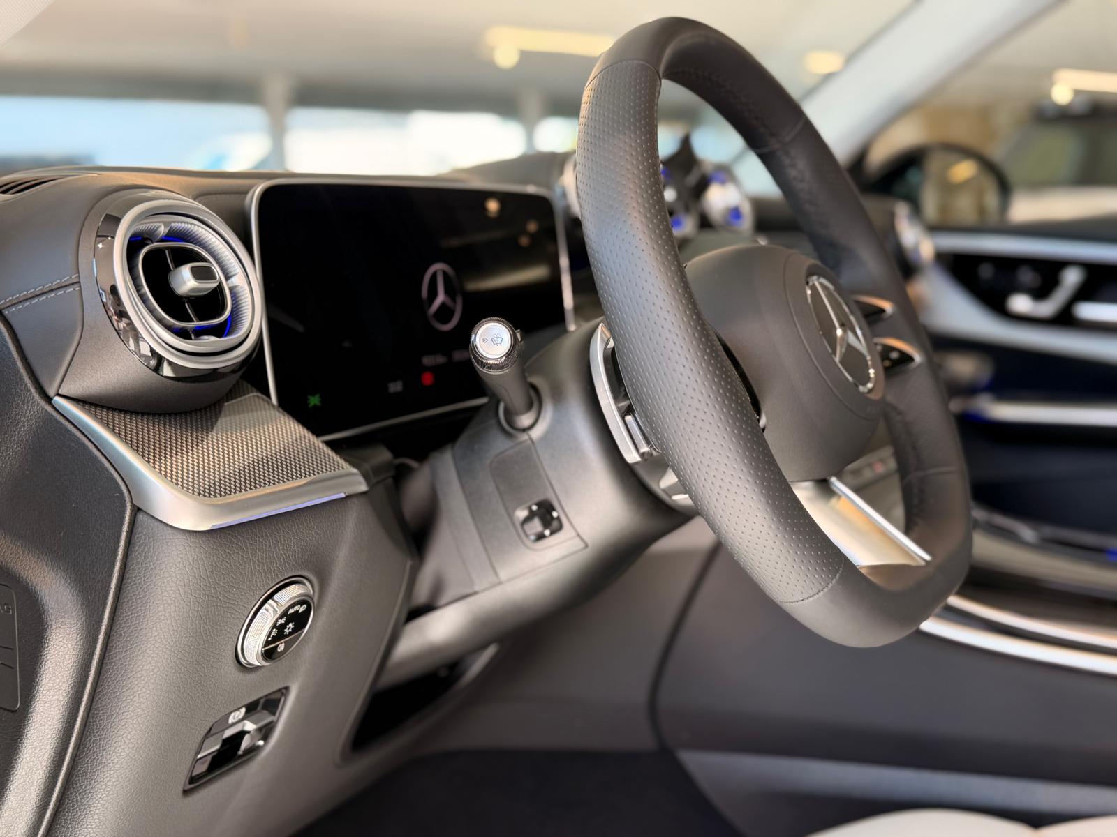 MERCEDES-BENZ GLC 220 d 4Matic 9G-Tronic-image-14