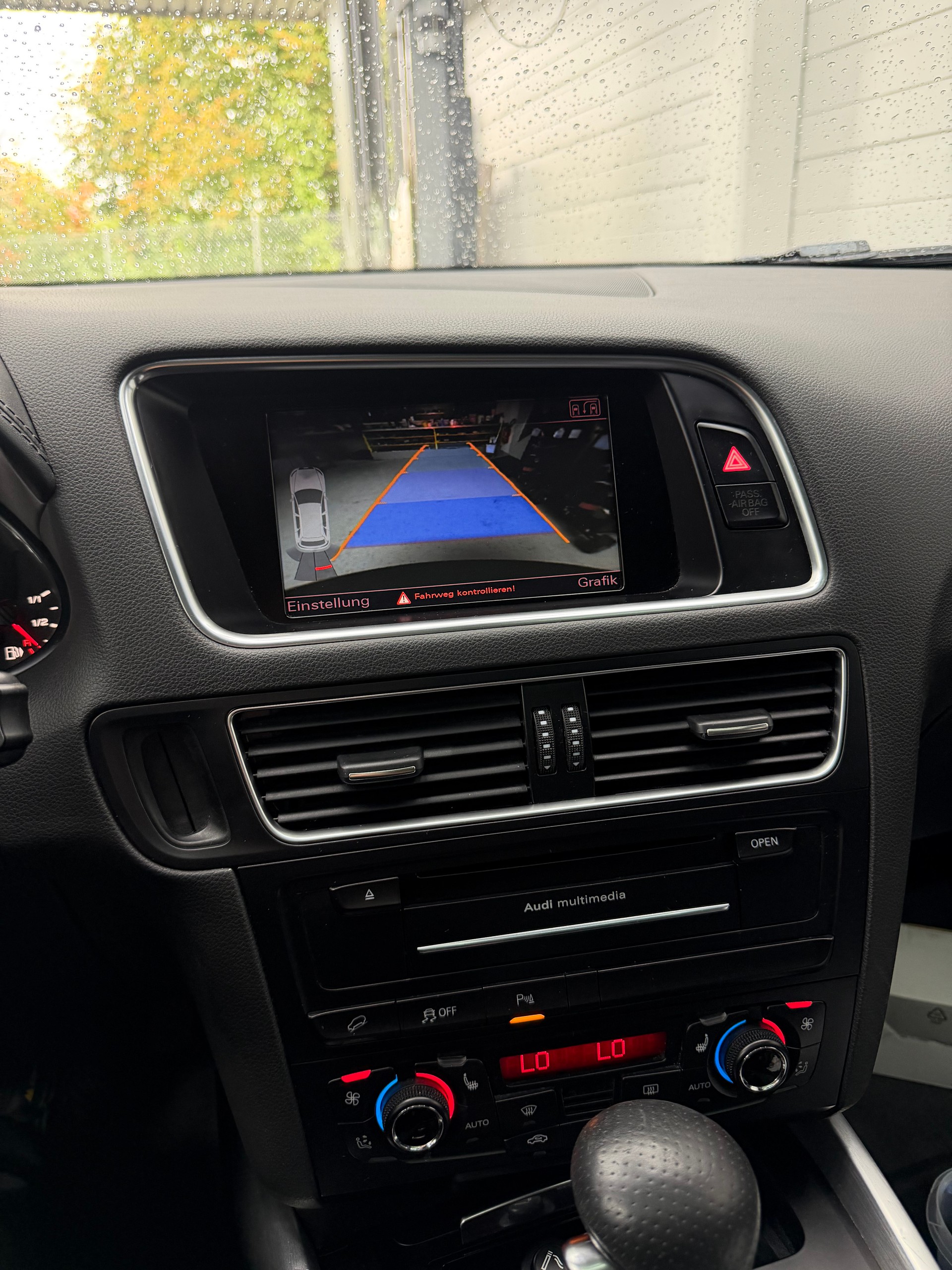 AUDI Q5 3.0 TDI quattro S-tronic S-Line-image-10