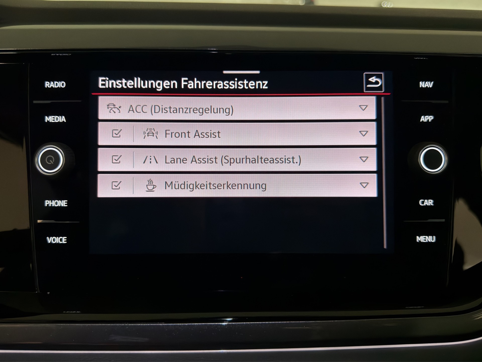 VW Polo 2.0 TSI GTI DSG-image-23