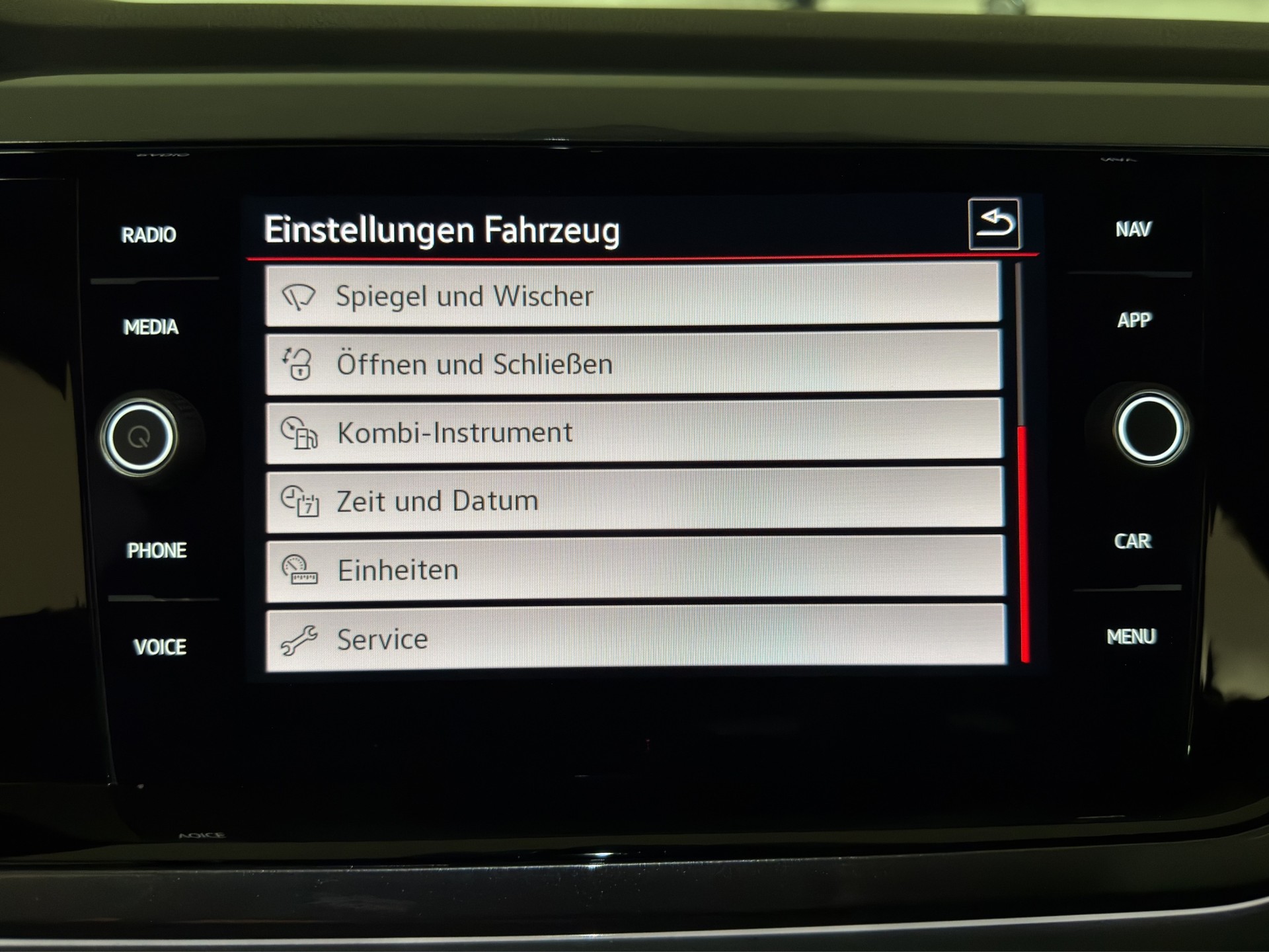VW Polo 2.0 TSI GTI DSG-image-20