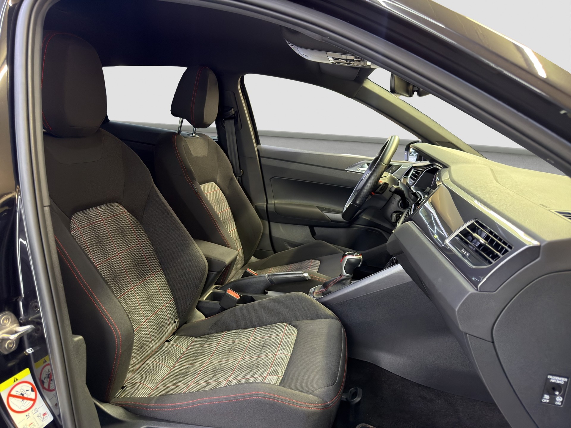 VW Polo 2.0 TSI GTI DSG-image-28