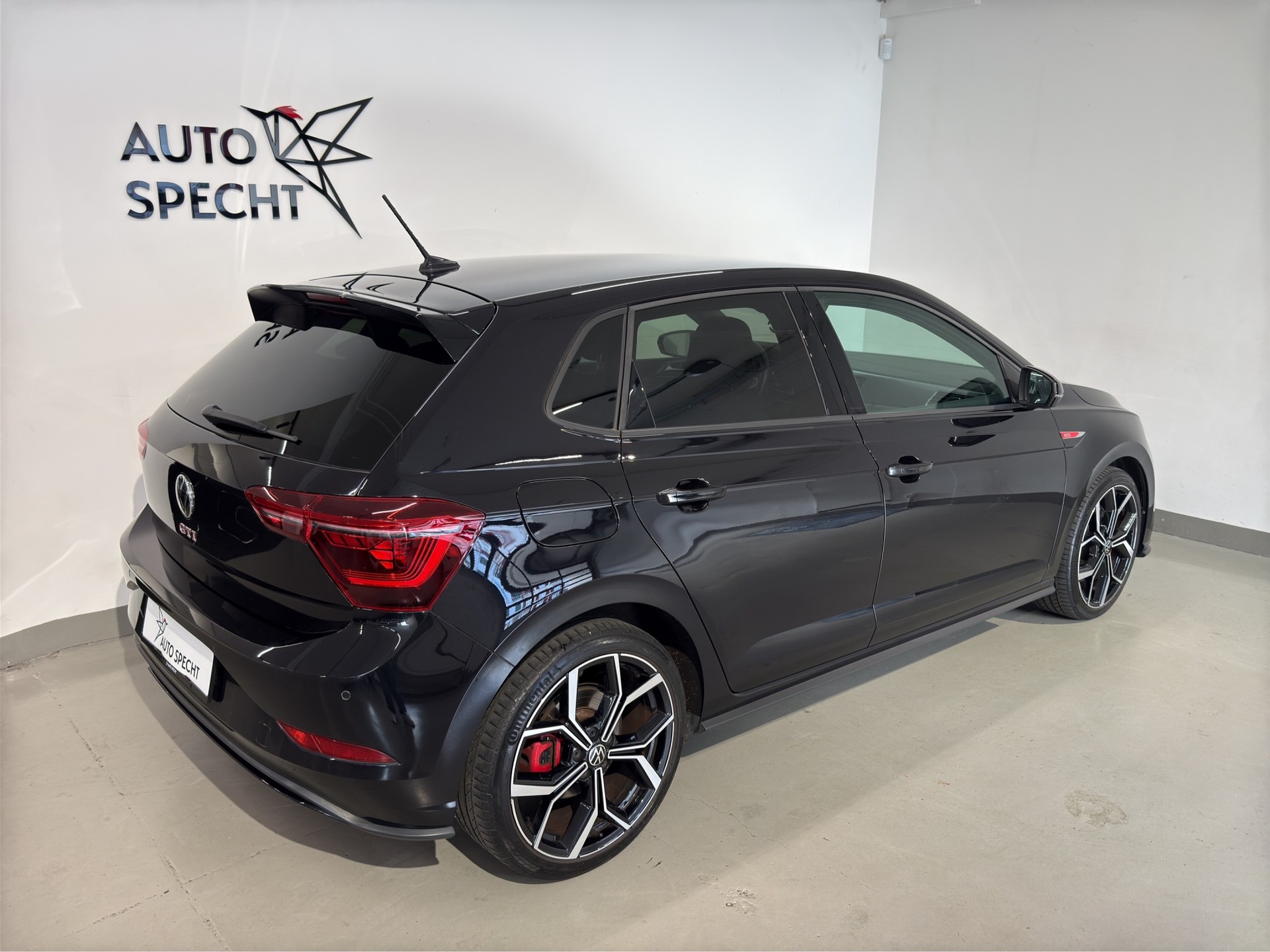 VW Polo 2.0 TSI GTI DSG-image-4