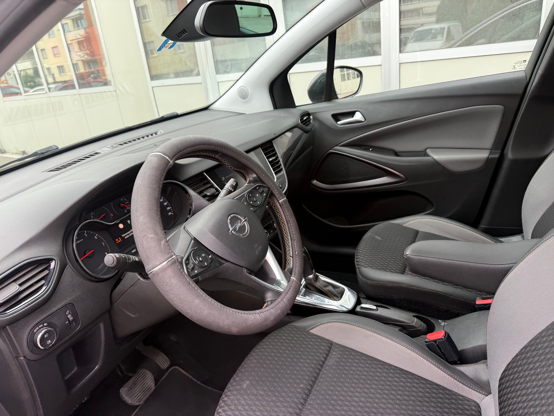 OPEL Crossland X 1.2i TP Excellence Automatik-image-7