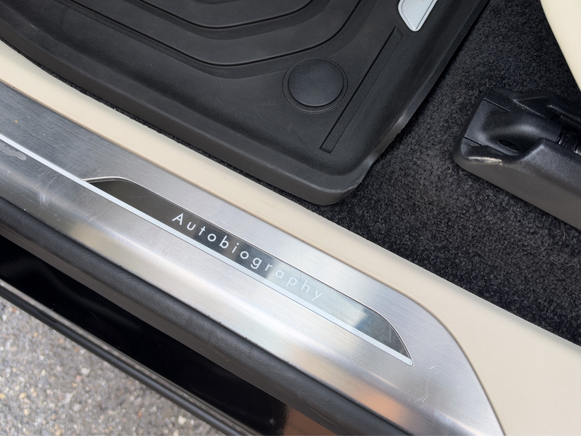 LAND ROVER Range Rover P530 4.4 V8 Autobiography-image-28