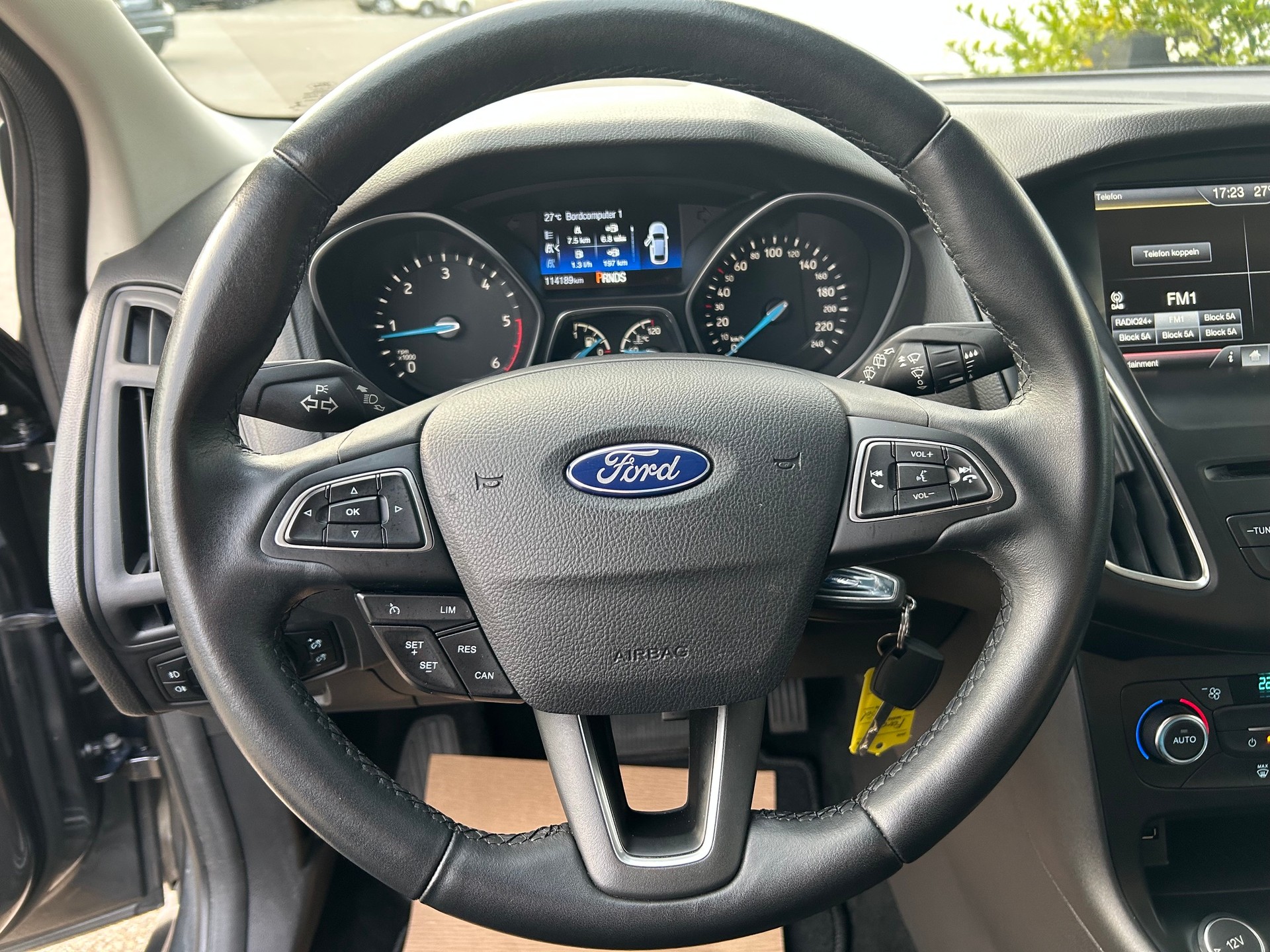 FORD Focus 1.5 TDCi Business PowerShift-image-7