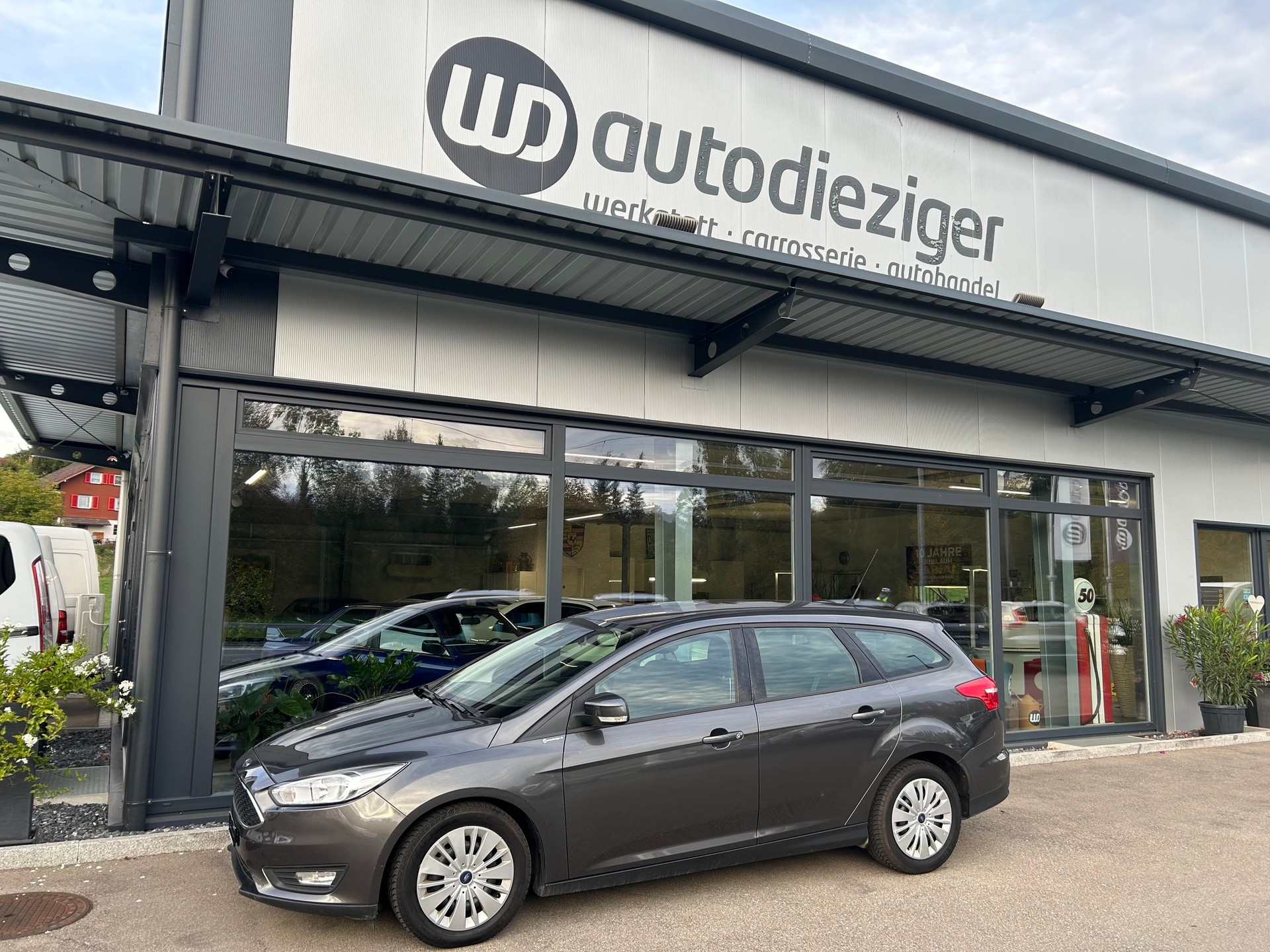 FORD Focus 1.5 TDCi Business PowerShift