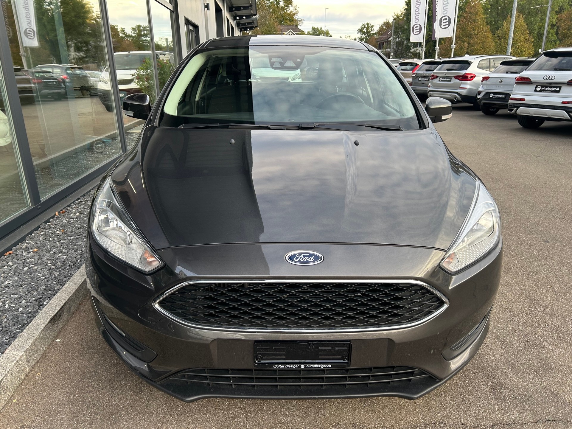 FORD Focus 1.5 TDCi Business PowerShift-image-2