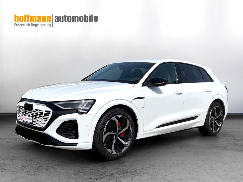 Audi Q8 55 e-tron Black Edition quattro