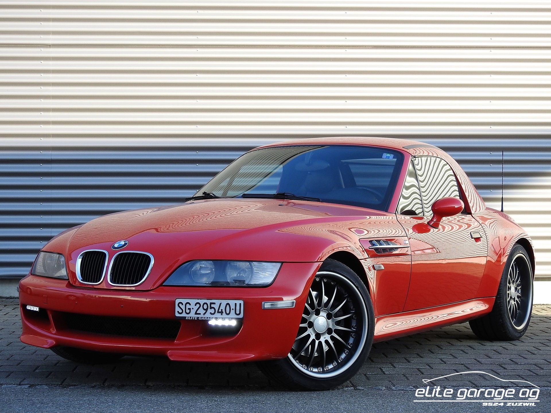 BMW M Roadster-image-0