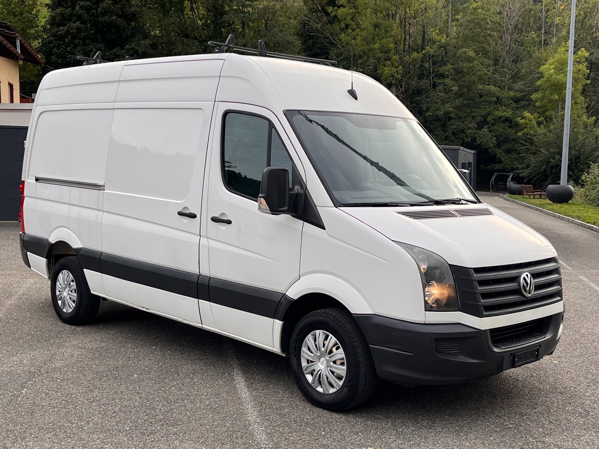 VW Crafter 35 2.0 TDI CR-image-2