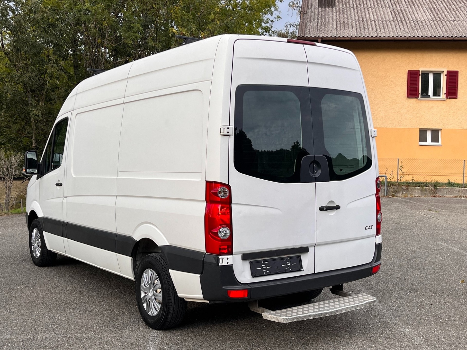 VW Crafter 35 2.0 TDI CR-image-4