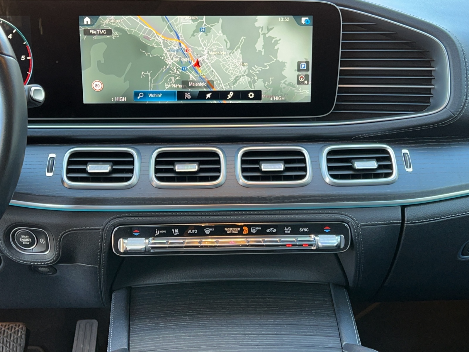 MERCEDES-BENZ GLE 400 d AMG Line 4Matic-image-14