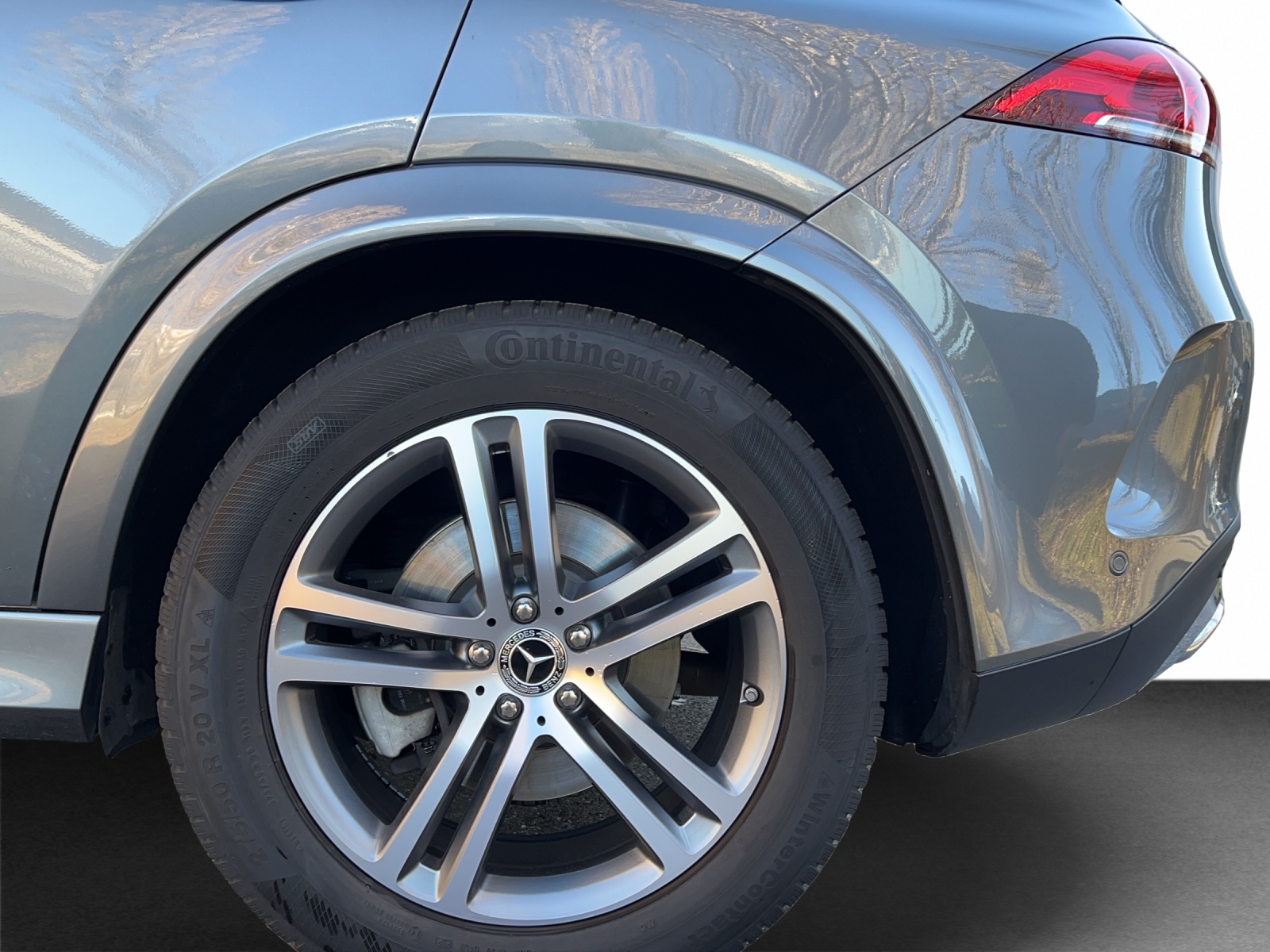 MERCEDES-BENZ GLE 400 d AMG Line 4Matic-image-22
