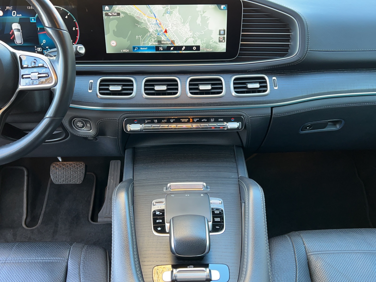 MERCEDES-BENZ GLE 400 d AMG Line 4Matic-image-13