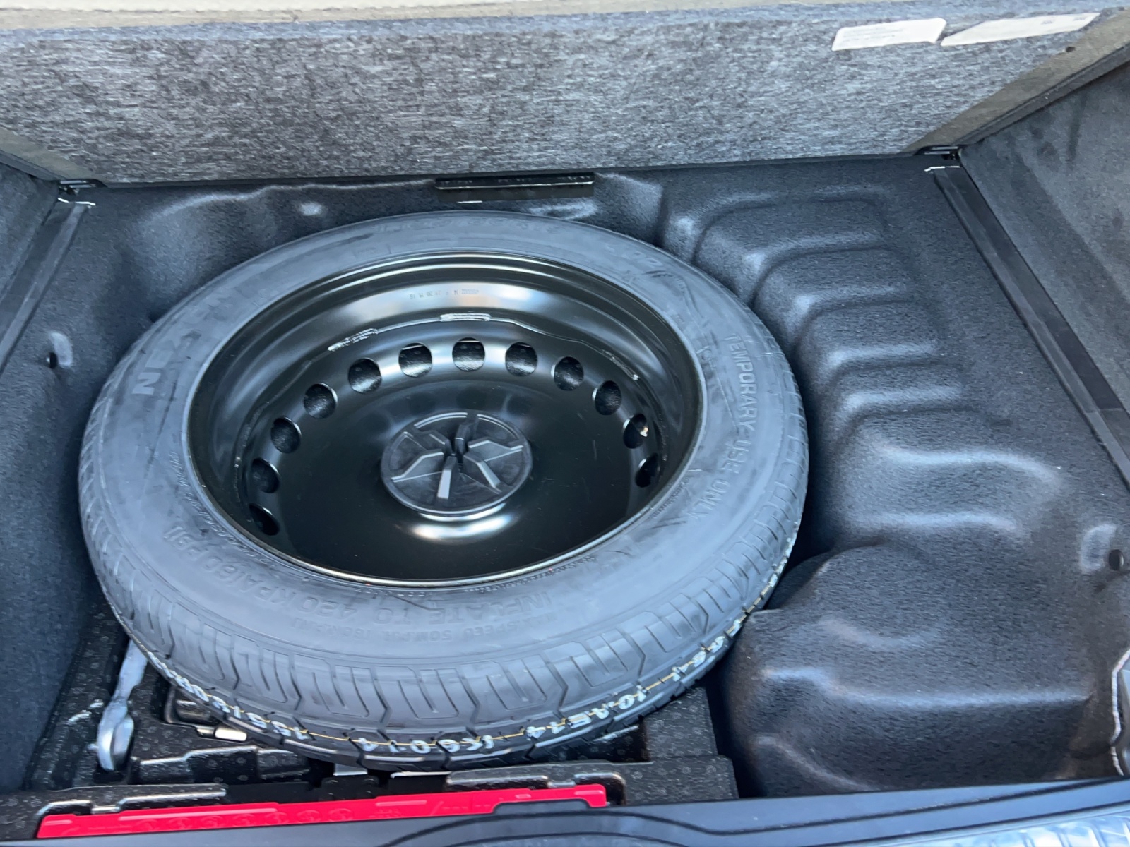 MERCEDES-BENZ GLE 400 d AMG Line 4Matic-image-20
