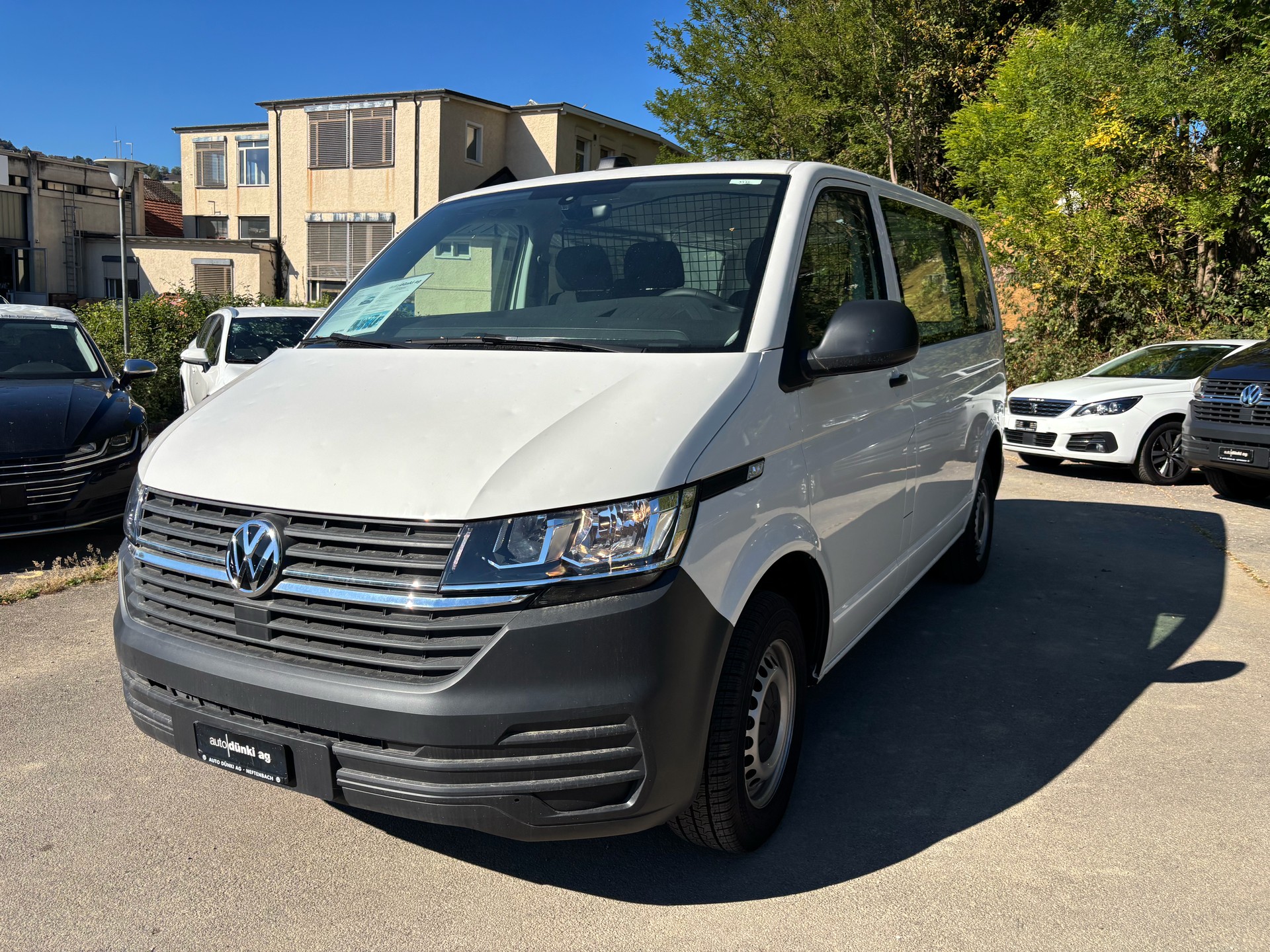 VW T6.1 2.0 TDI DSG-image-12