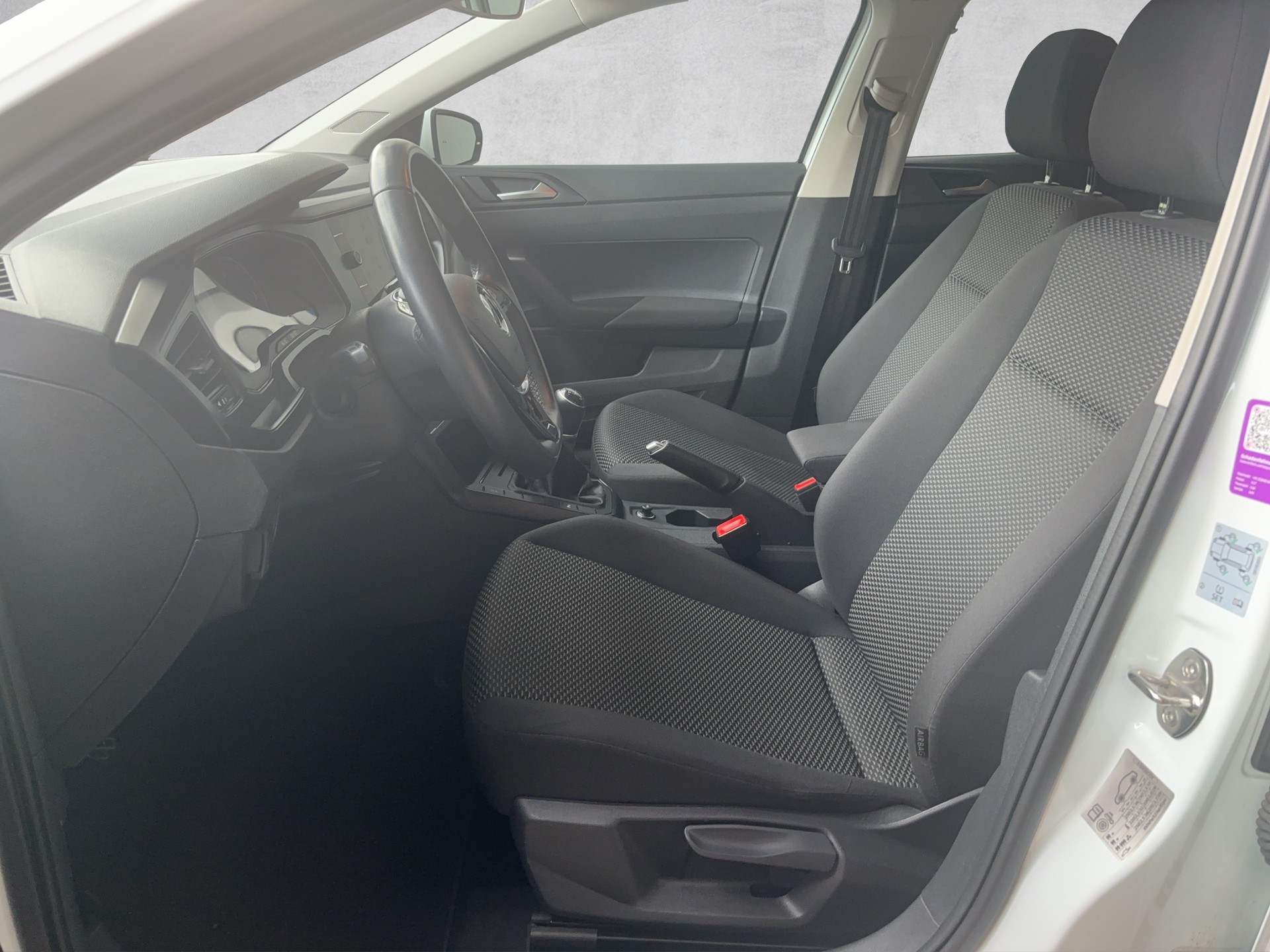 VW Polo 1.0 TSI BMT Comfortline-image-5