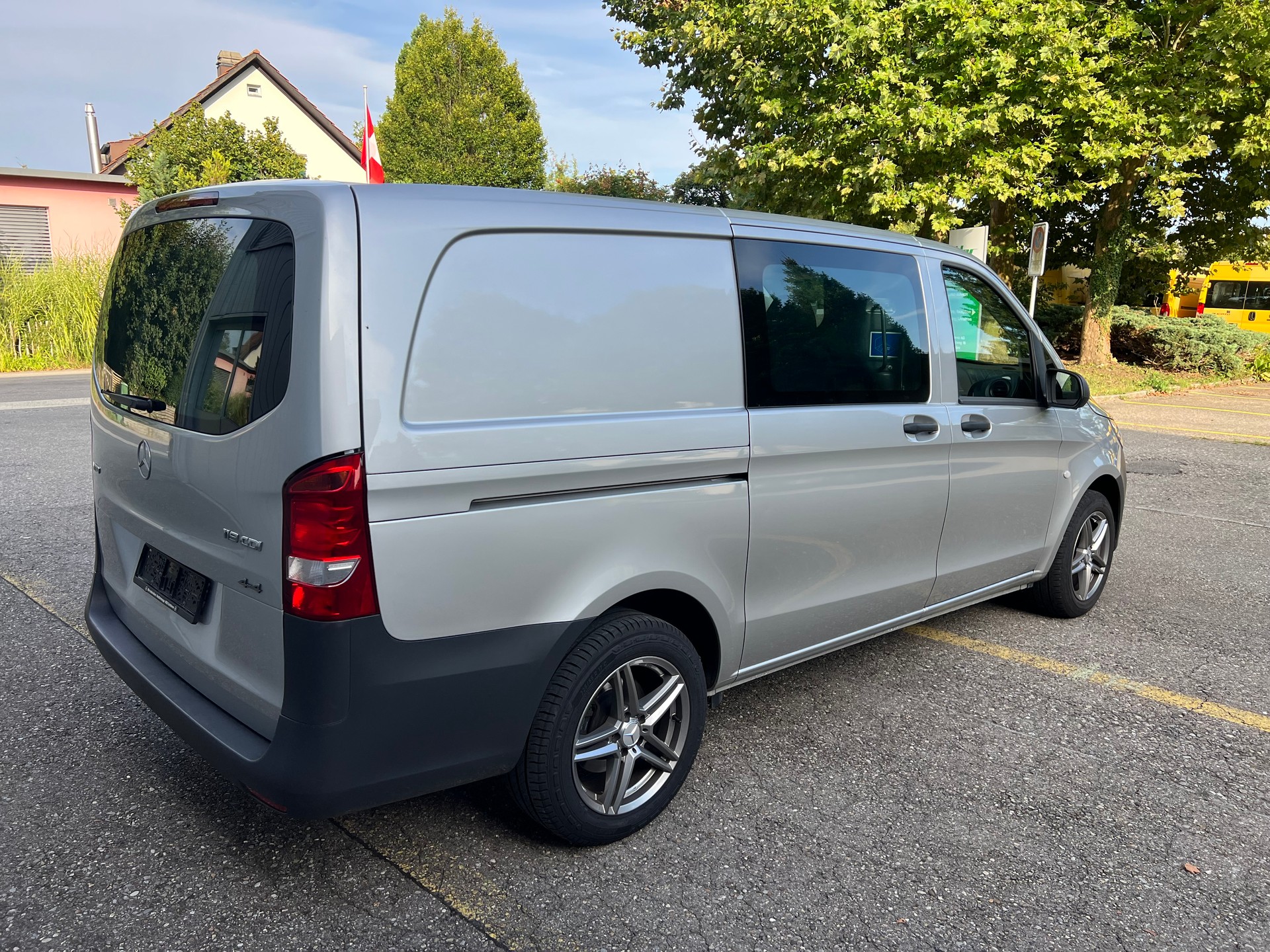 MERCEDES-BENZ Vito 119 CDI Lang 4Matic 7G-Tronic-image-2