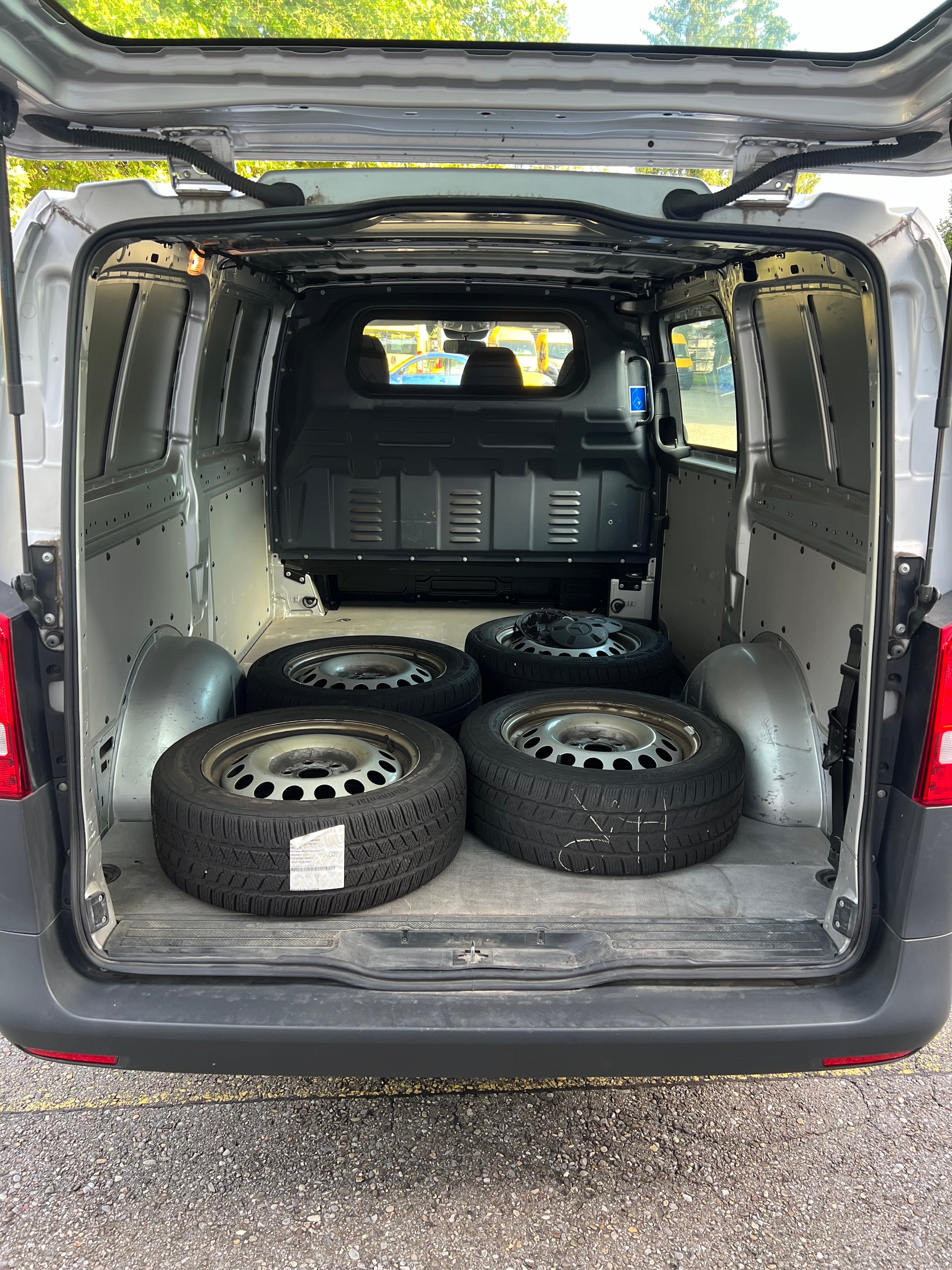 MERCEDES-BENZ Vito 119 CDI Lang 4Matic 7G-Tronic-image-5