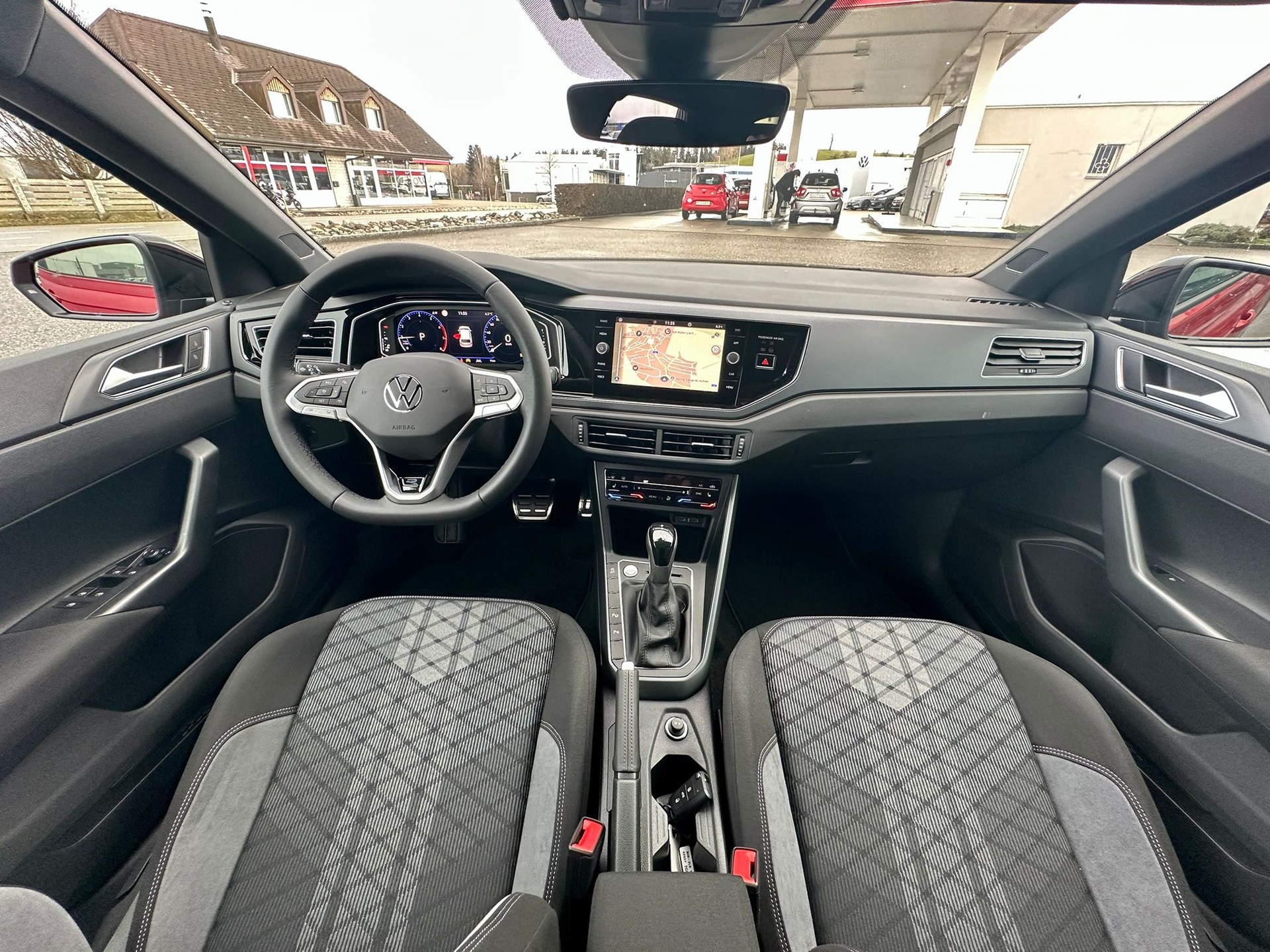 VW Polo 1.0 TSI R-Line United DSG-image-22