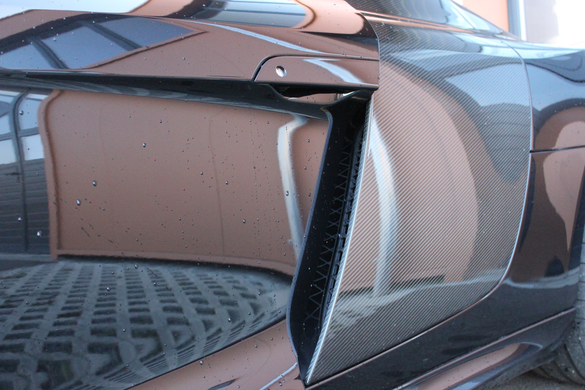 AUDI R8 Coupé 4.2 - "Sidebalde Carbone / Pack Complet Carbone / Full Black / Caméra de Recul"-image-6